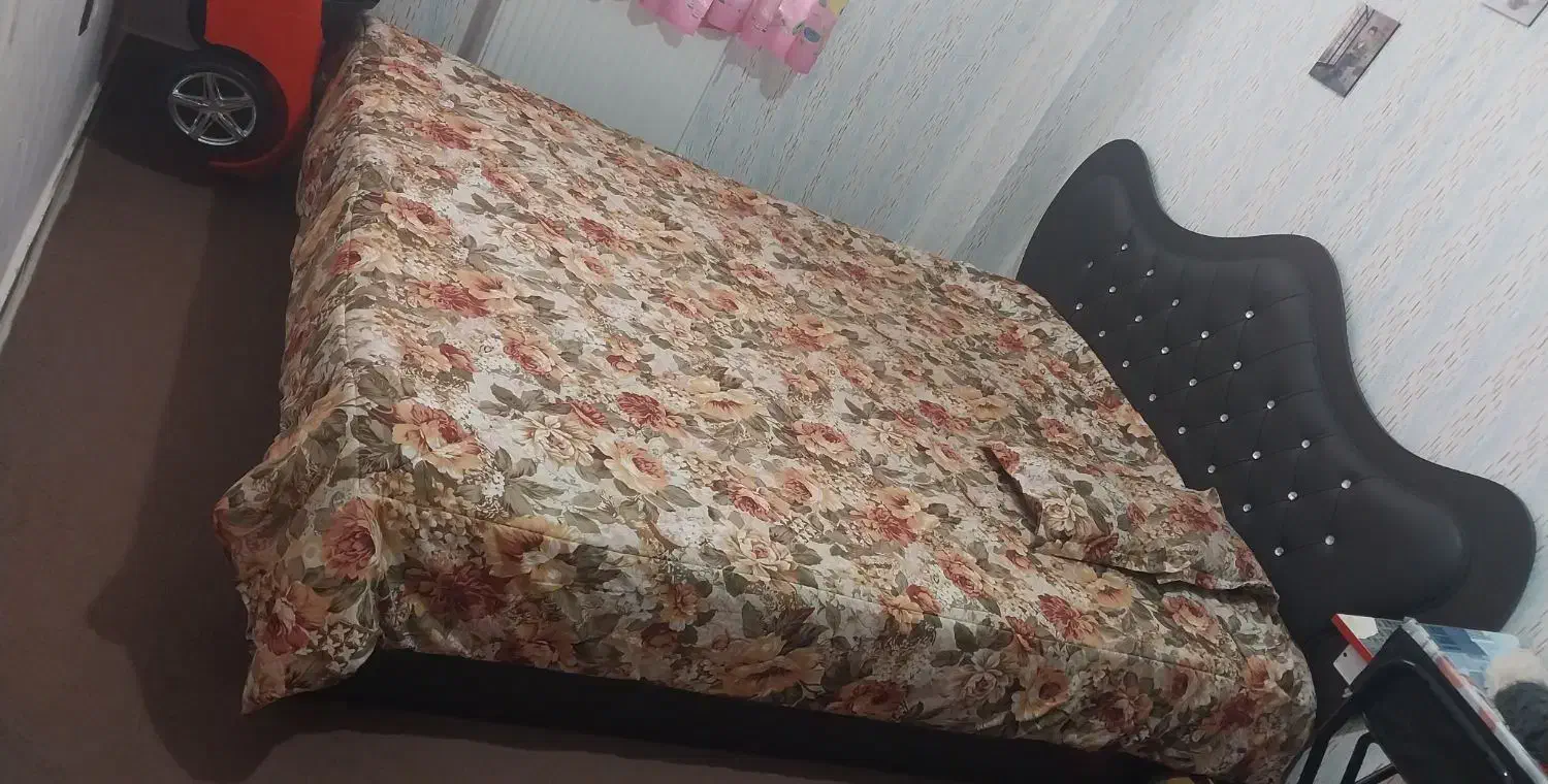 تخت خواب|تشک تختخواب|رشت, انصاری|دیوار