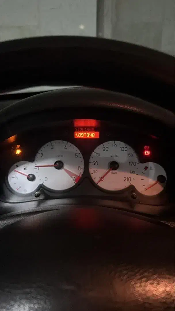 پژو ۲۰۶ تیپ ۵|خودرو سواری و وانت|تهران, صادقیه|دیوار