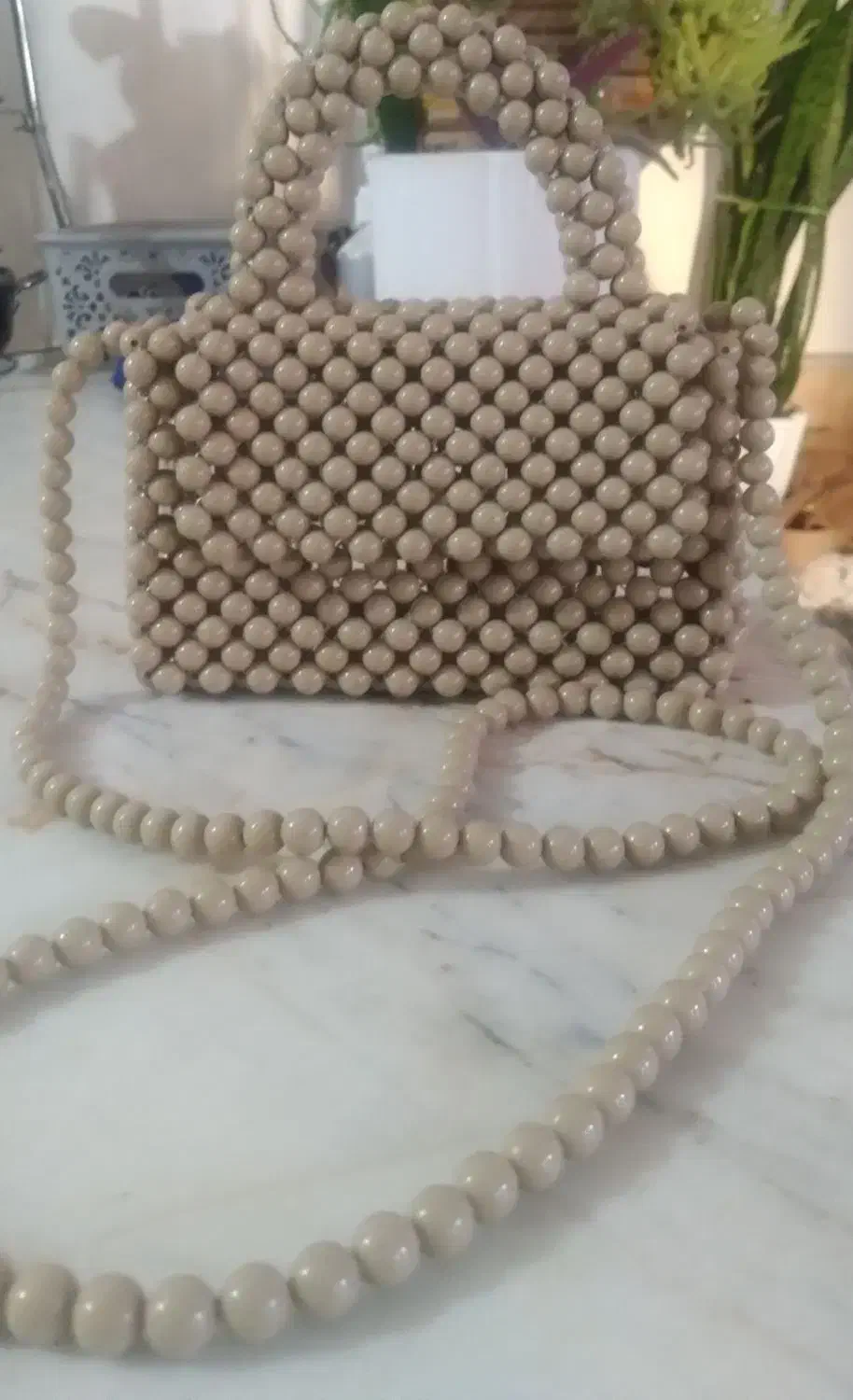 کیف مرواریدی|کیف، کفش، کمربند|میان جلگه, |دیوار