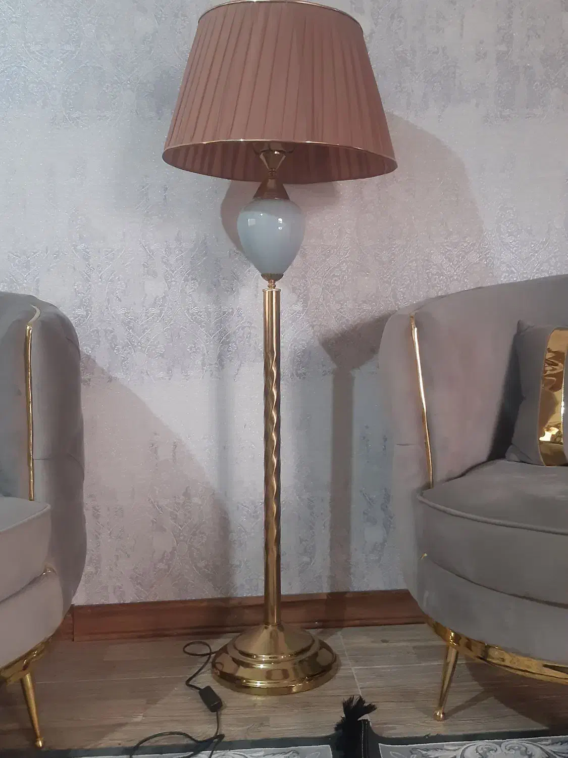 آباژورنووسالم|چراغ خواب و آباژور|محمدیه-قزوین, |دیوار