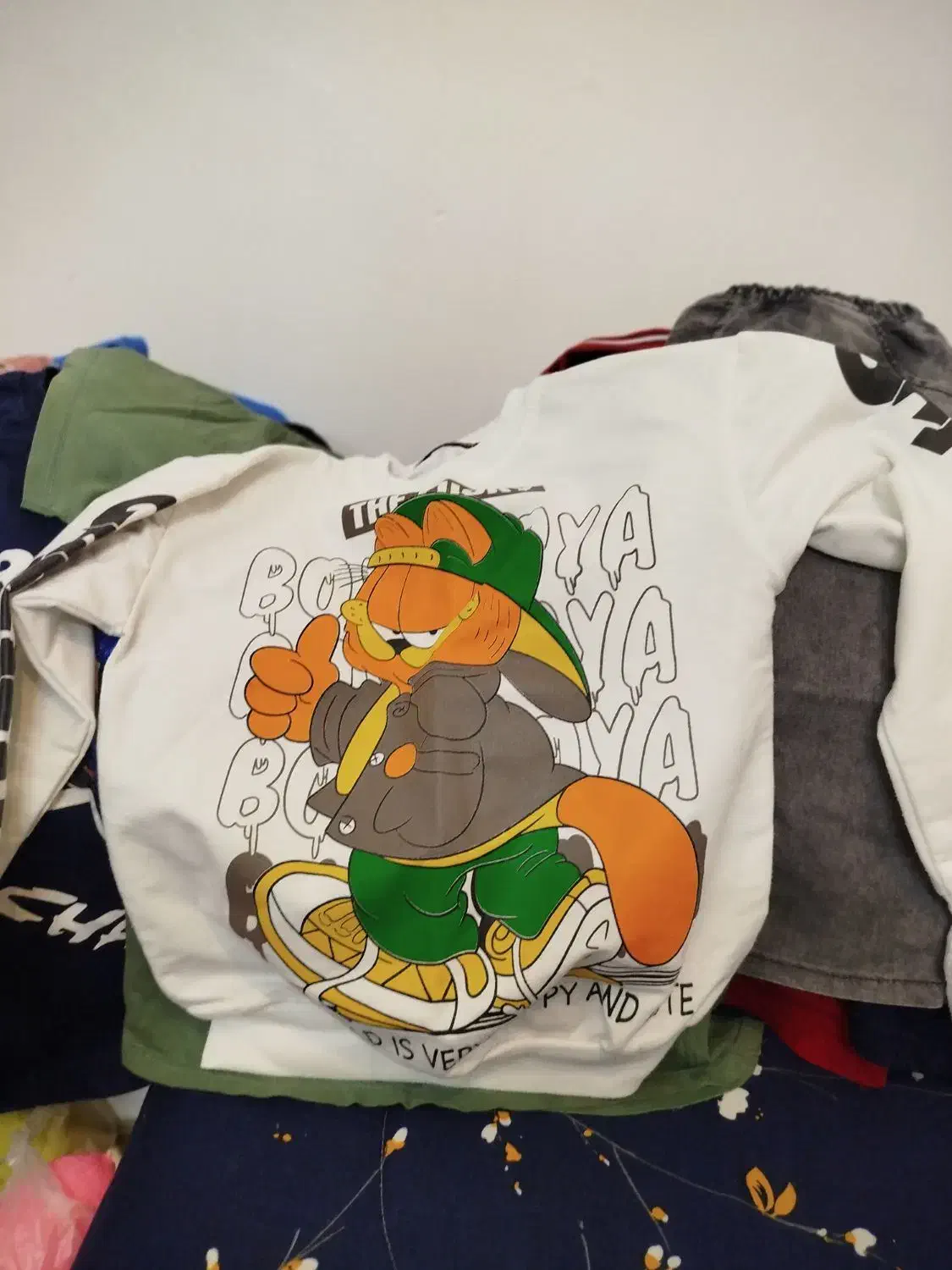 لباس بچه گانه پنج تا هشت سال|کفش و لباس بچه|بروجرد, |دیوار