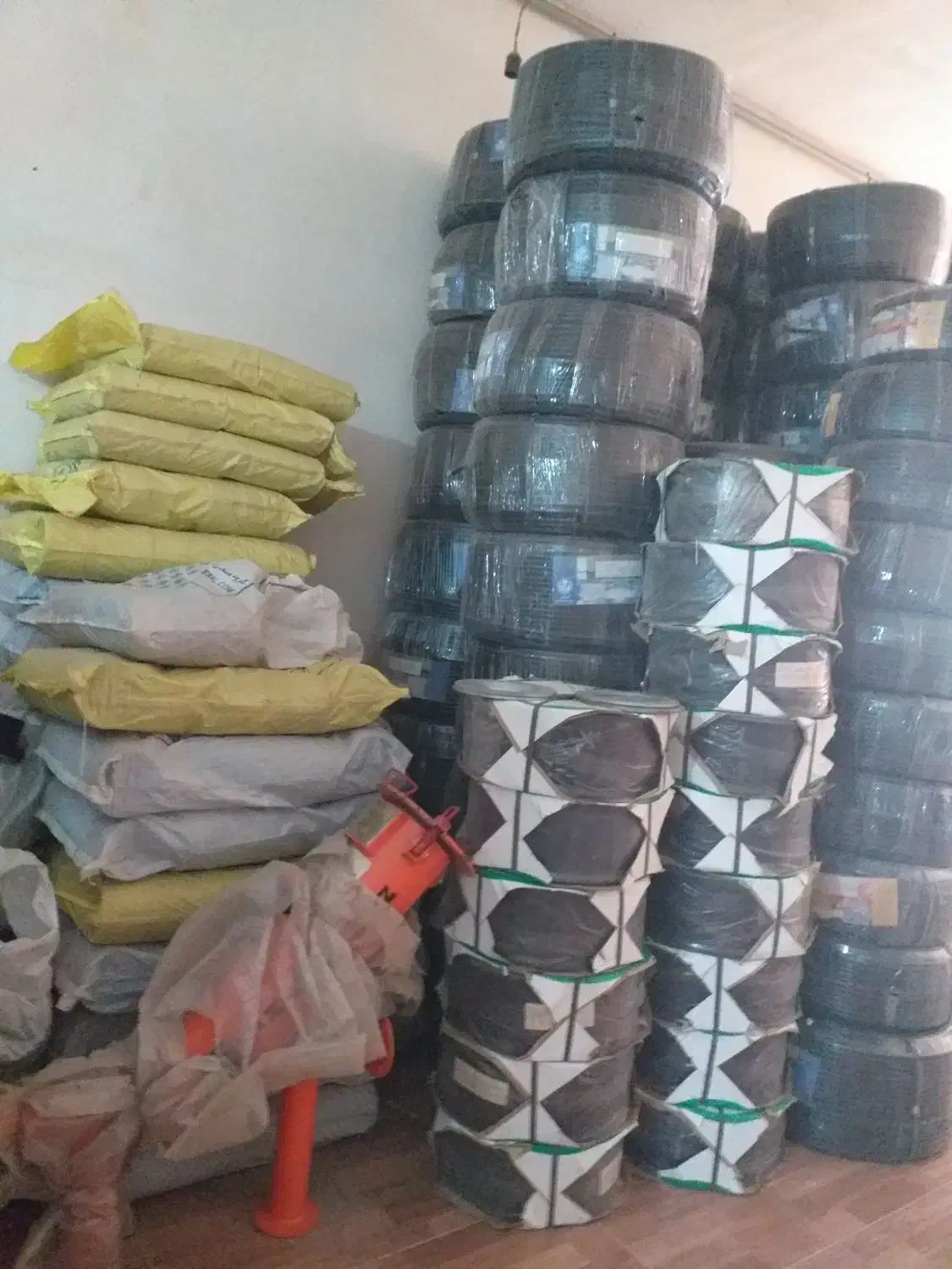 فروش کلیه لوازم آبیاری|خدمات باغبانی و درختکاری|تبریز, |دیوار