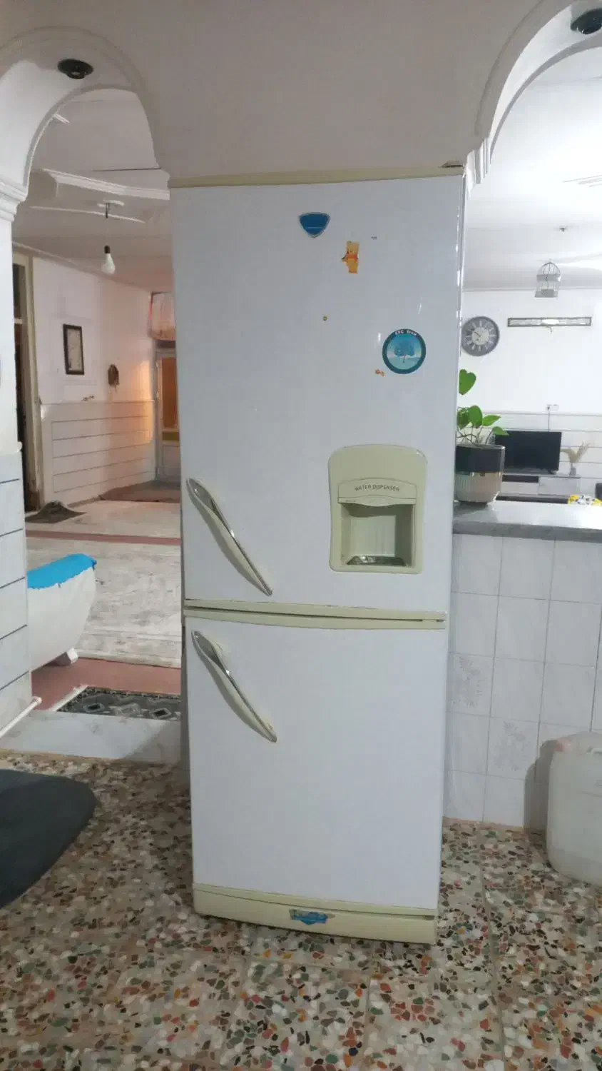 یخچال|یخچال و فریزر|زرندیه, |دیوار