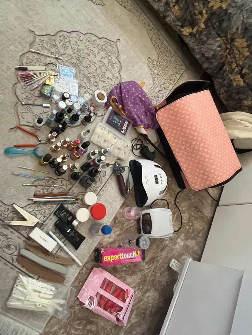 وسایل کاشت ناخن|آرایشی، بهداشتی، درمانی|تبریز, |دیوار