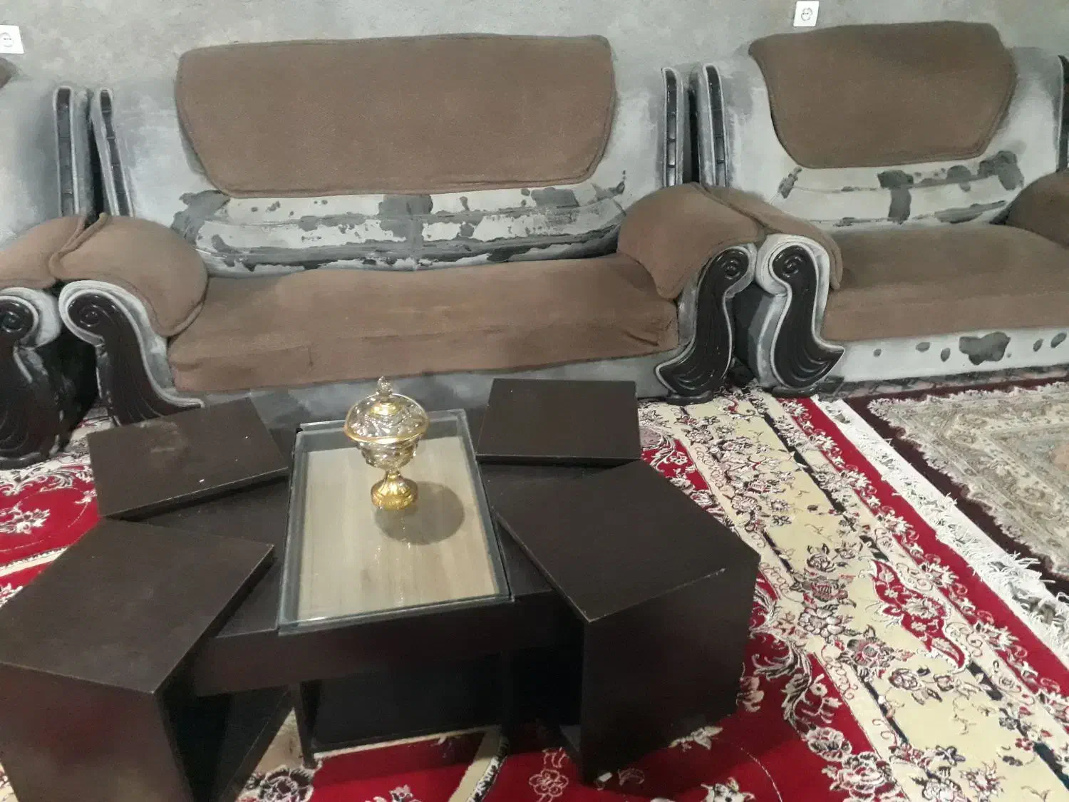 مبل ۷ نفره با میز عسلی|مبلمان خانگی و میز عسلی|کرباسک, |دیوار