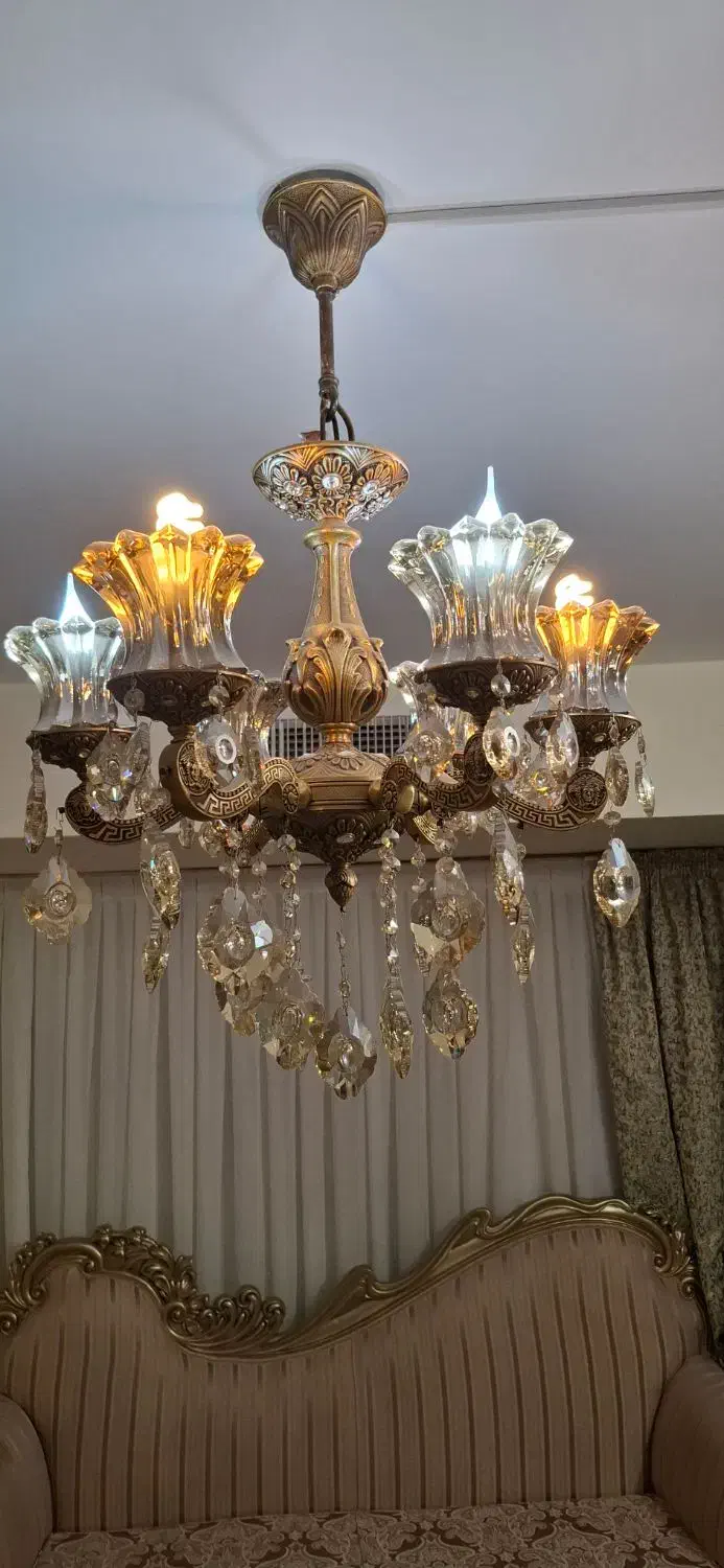 دو جفت لوستر پذیرایی|لوستر و چراغ آویز|پرند, فاز ۶|دیوار