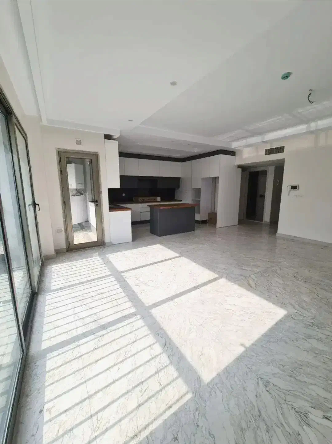 100 متــر / آپارتمان لوکس / اندیشه|اجارهٔ آپارتمان|بروجرد, |دیوار