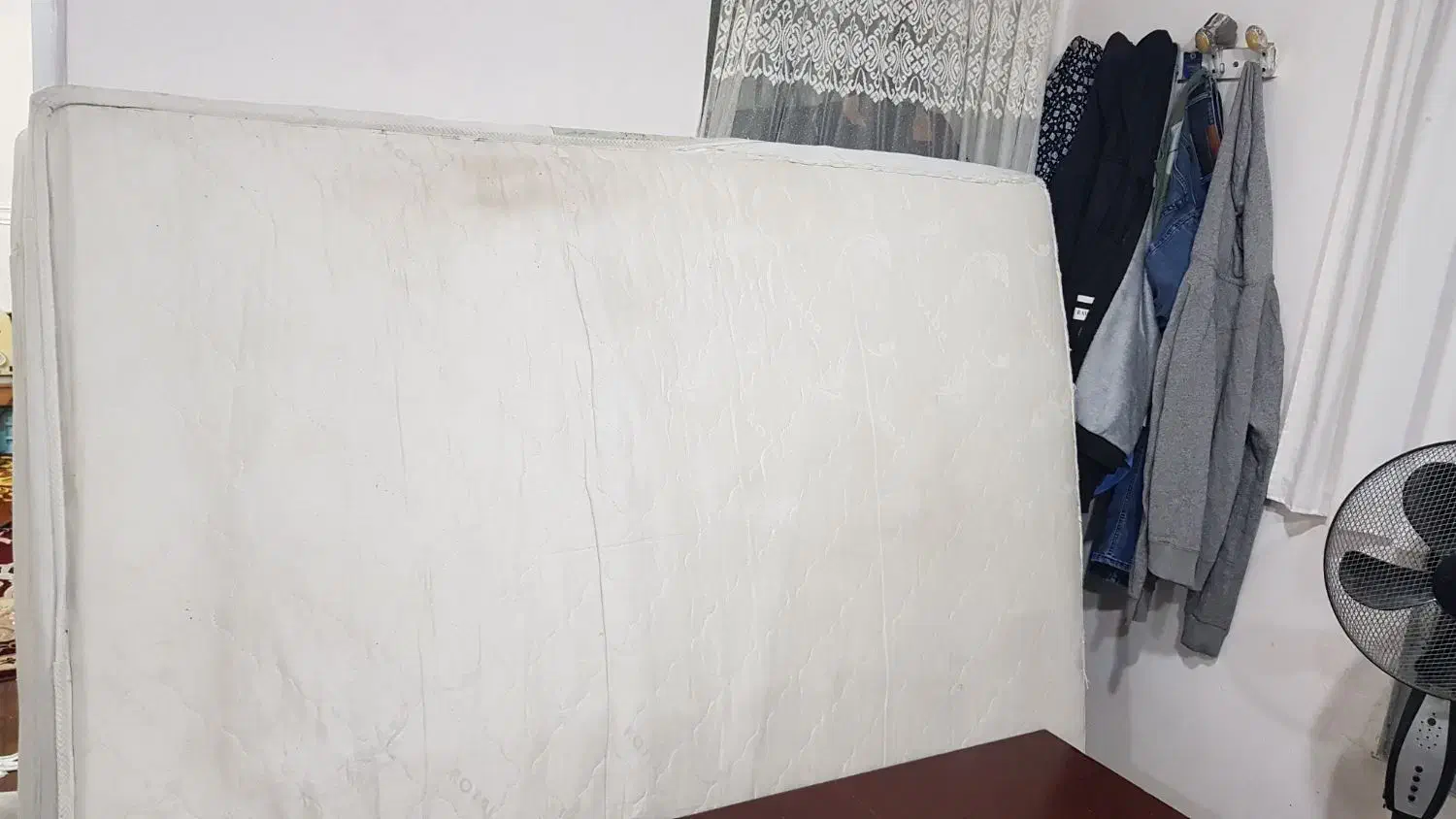 تخت خواب دونفره با تشک|تخت و سرویس خواب|خان ببین, |دیوار