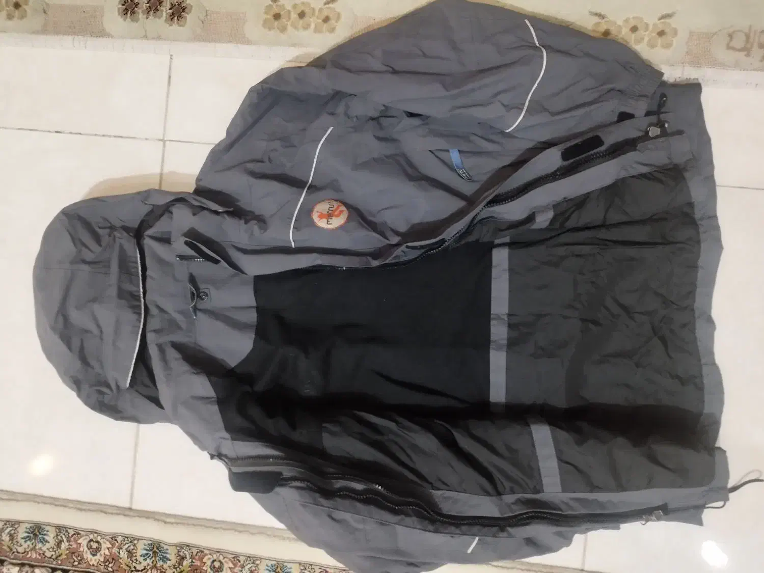 کاپشن گورتکس ومعمولی|کوهنوردی و کمپینگ|اندیشه, اندیشه فاز ۵|دیوار