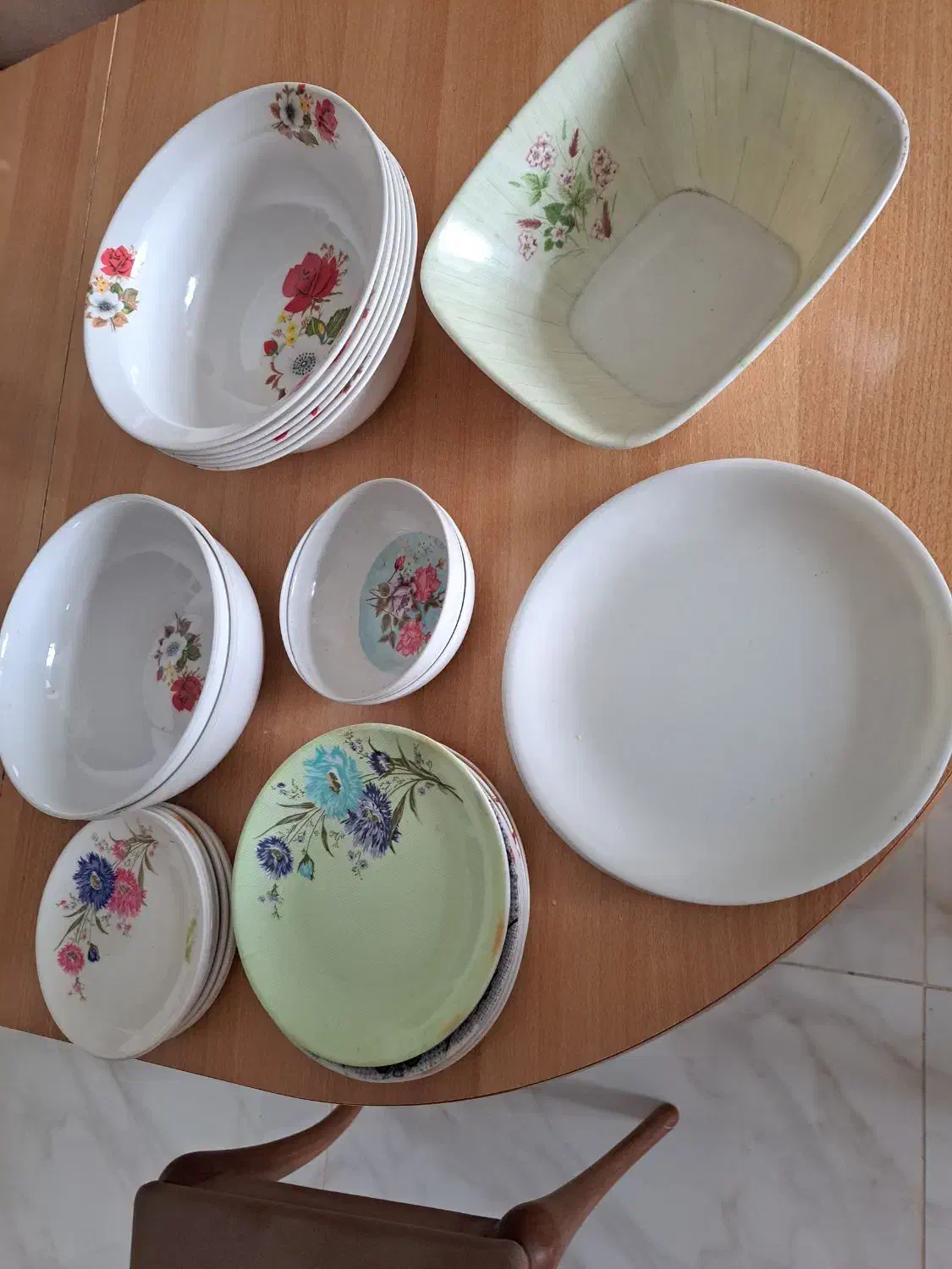 ظروف ملامین کاسه بزرگ وکوچک بشقاب وپیش دستی|ظروف سرو و پذیرایی|تبریز, |دیوار