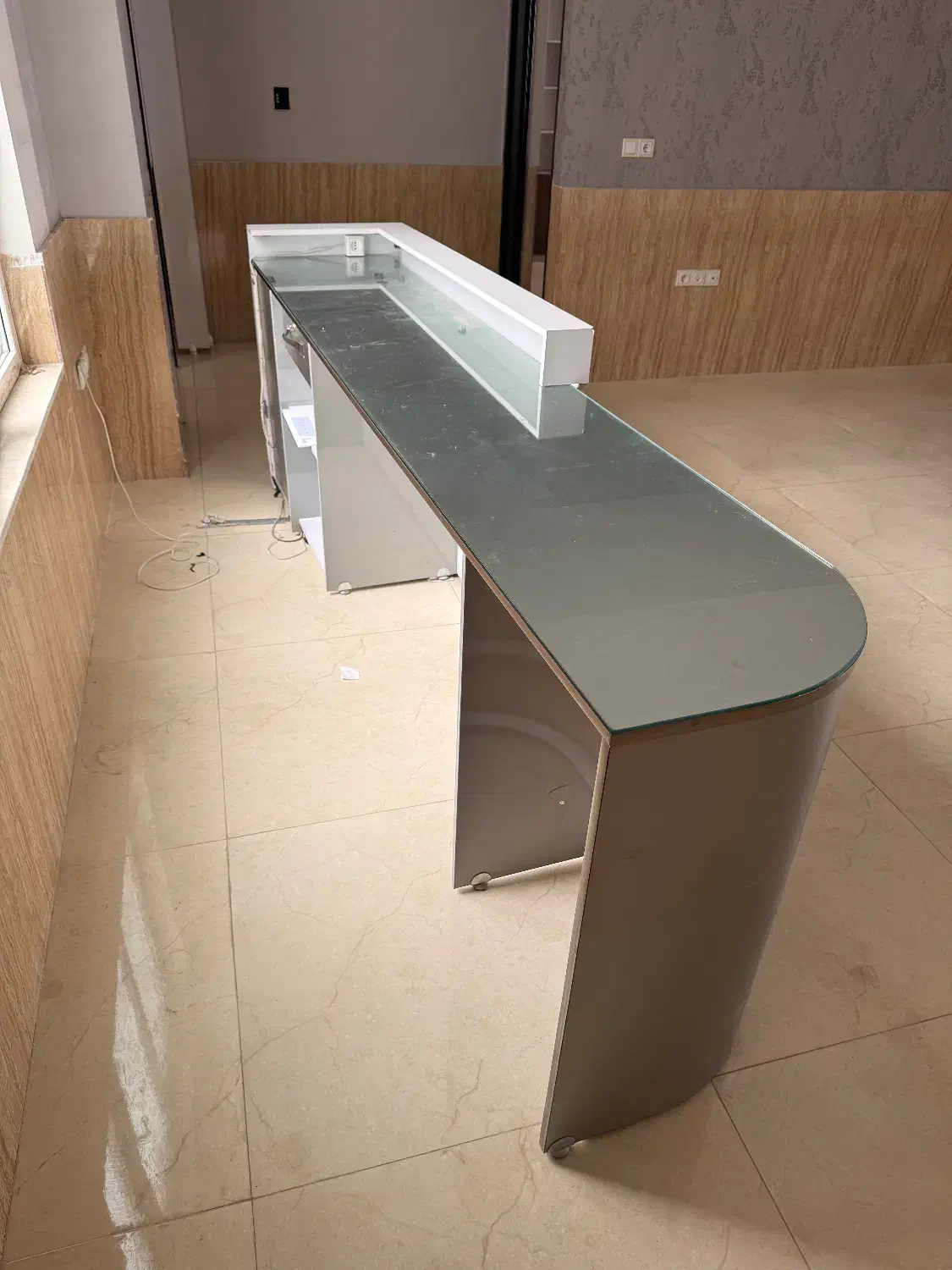 سه تیکه آنتیک اداری کامل از هایگلس خارجی|دفتر کار|خرمآباد, |دیوار