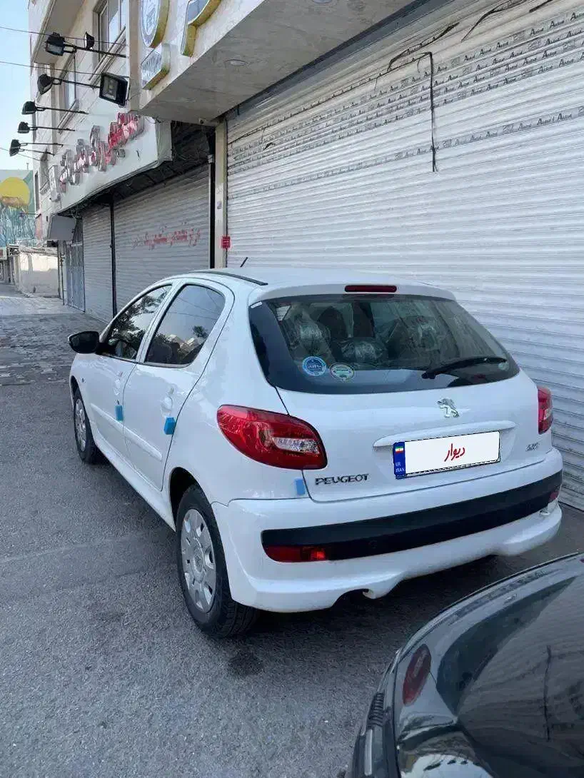 پژو 207 مدل 1404 سقف فلز|خودرو سواری و وانت|مشهد, دانشجو|دیوار