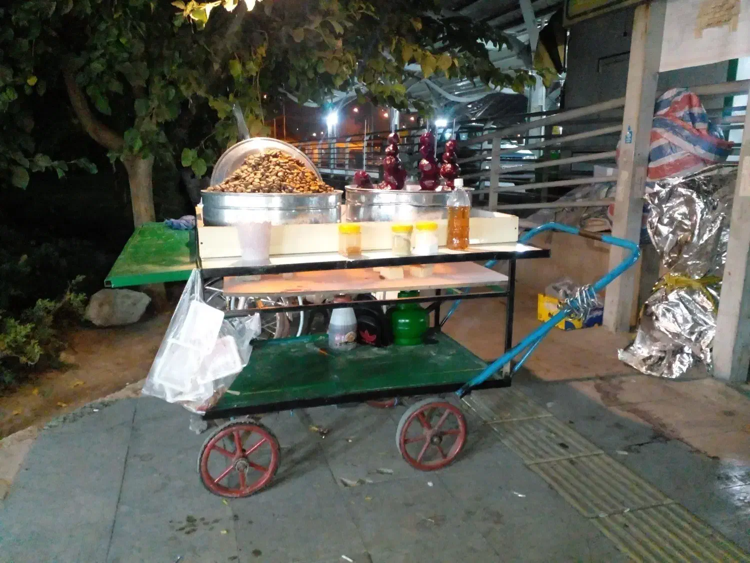 چهارچرخ باقالی و لبو باتمام وسایل(گاری)|کافی‌شاپ و رستوران|ری, جوانمرد قصاب|دیوار