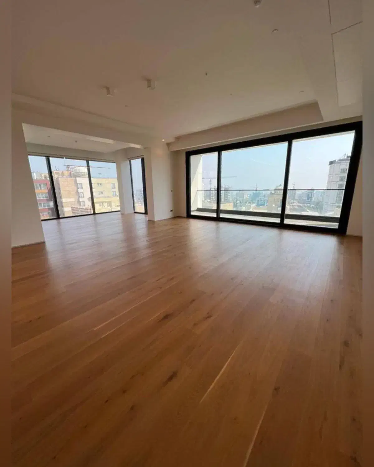 مدرن صاحبقرانیه با مشاعات هتلینگ / حتی مجرد