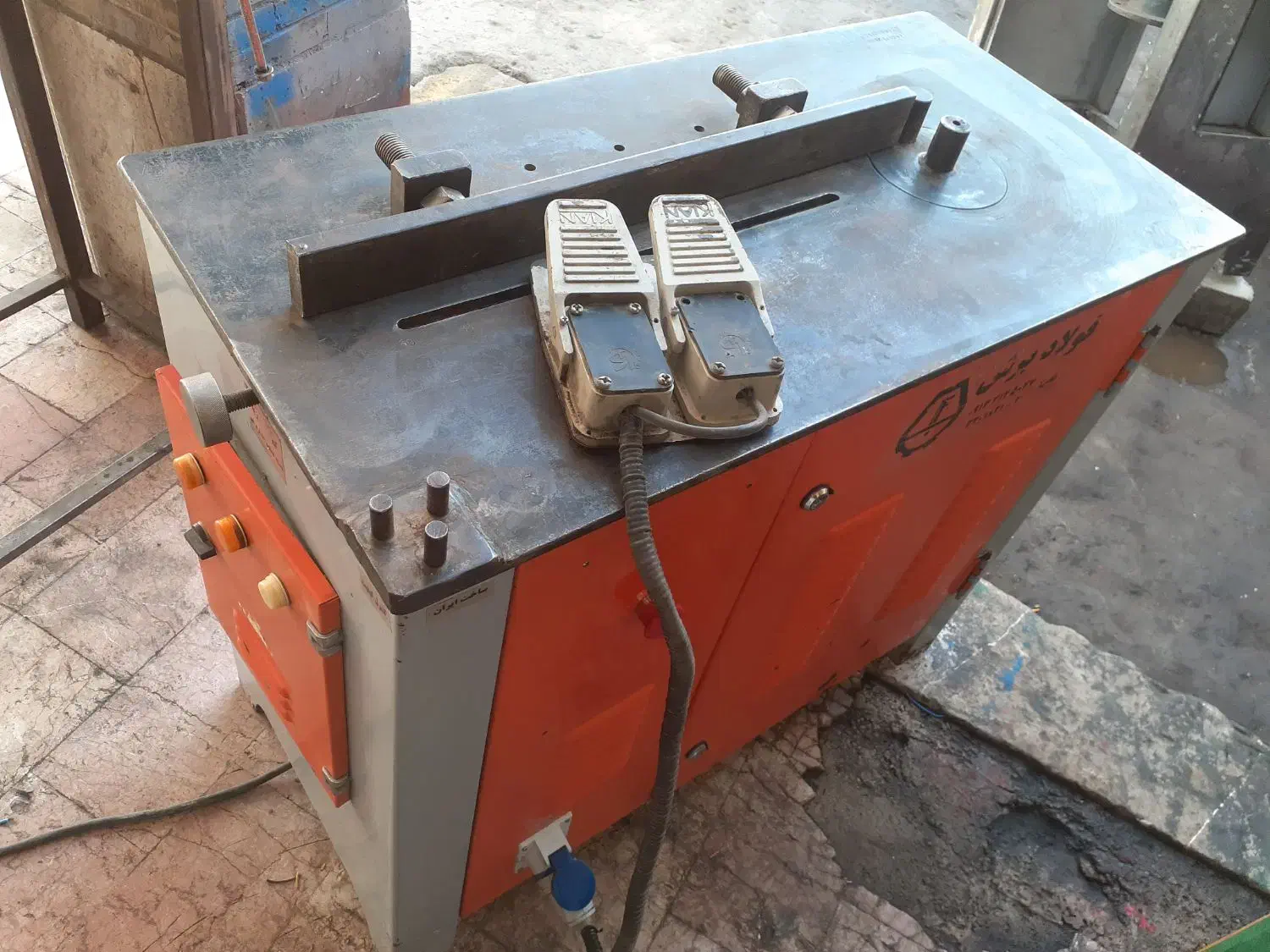 خاموت زن  فولاد برش در حد نو|ماشین‌آلات صنعتی|فولادشهر, سایت صنعتی کاوه|دیوار