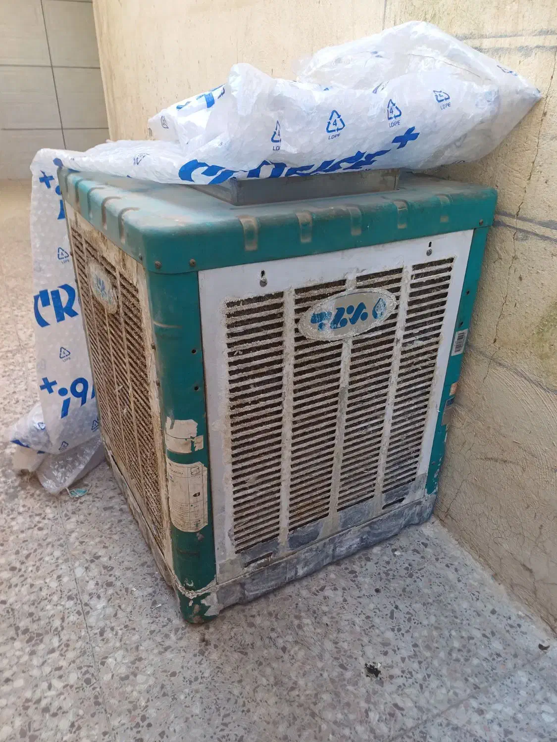 پوسته کولر و دینام سوخته|کولر آبی|شیراز, شهرک فرهنگیان|دیوار