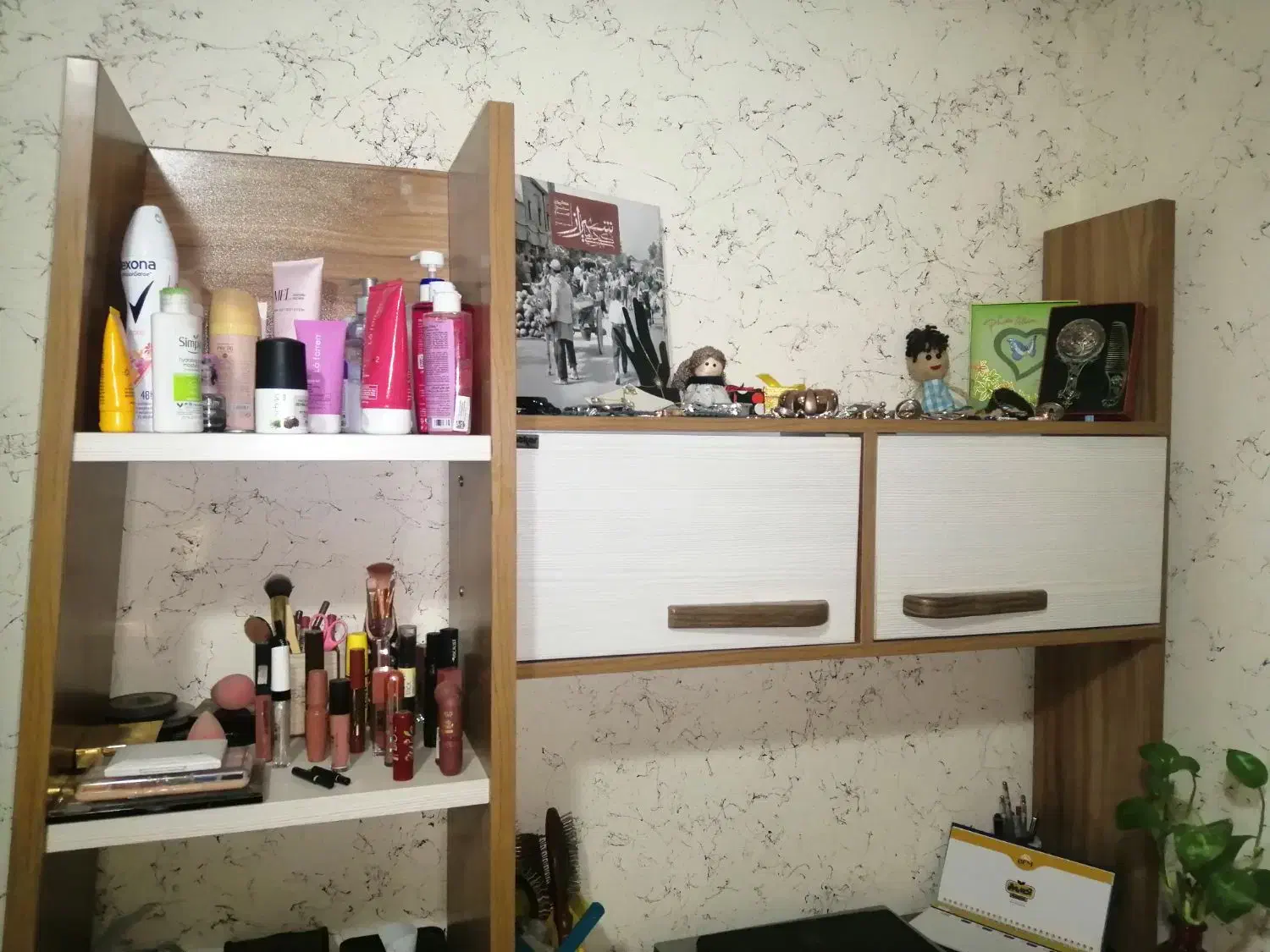 کتابخانه/شلف|کتابخانه، شلف، قفسه‌های دیواری|صدرا-فارس, فاز ۱|دیوار