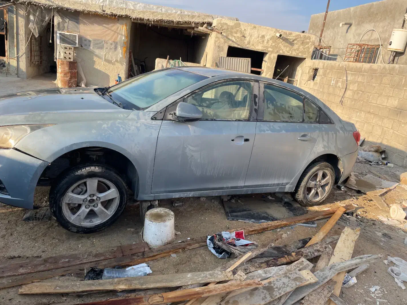 دوعدد ماشین شورلت خراب نیاز ب تعمیر موتور|خودرو سواری و وانت|قشم, |دیوار