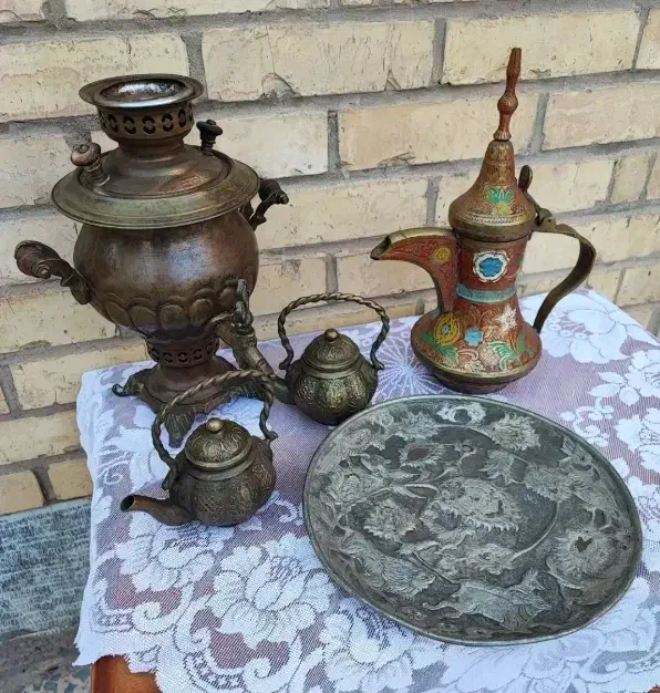اقلام قدیمی|کلکسیون اشیاء عتیقه|شیراز, فرهنگ شهر|دیوار