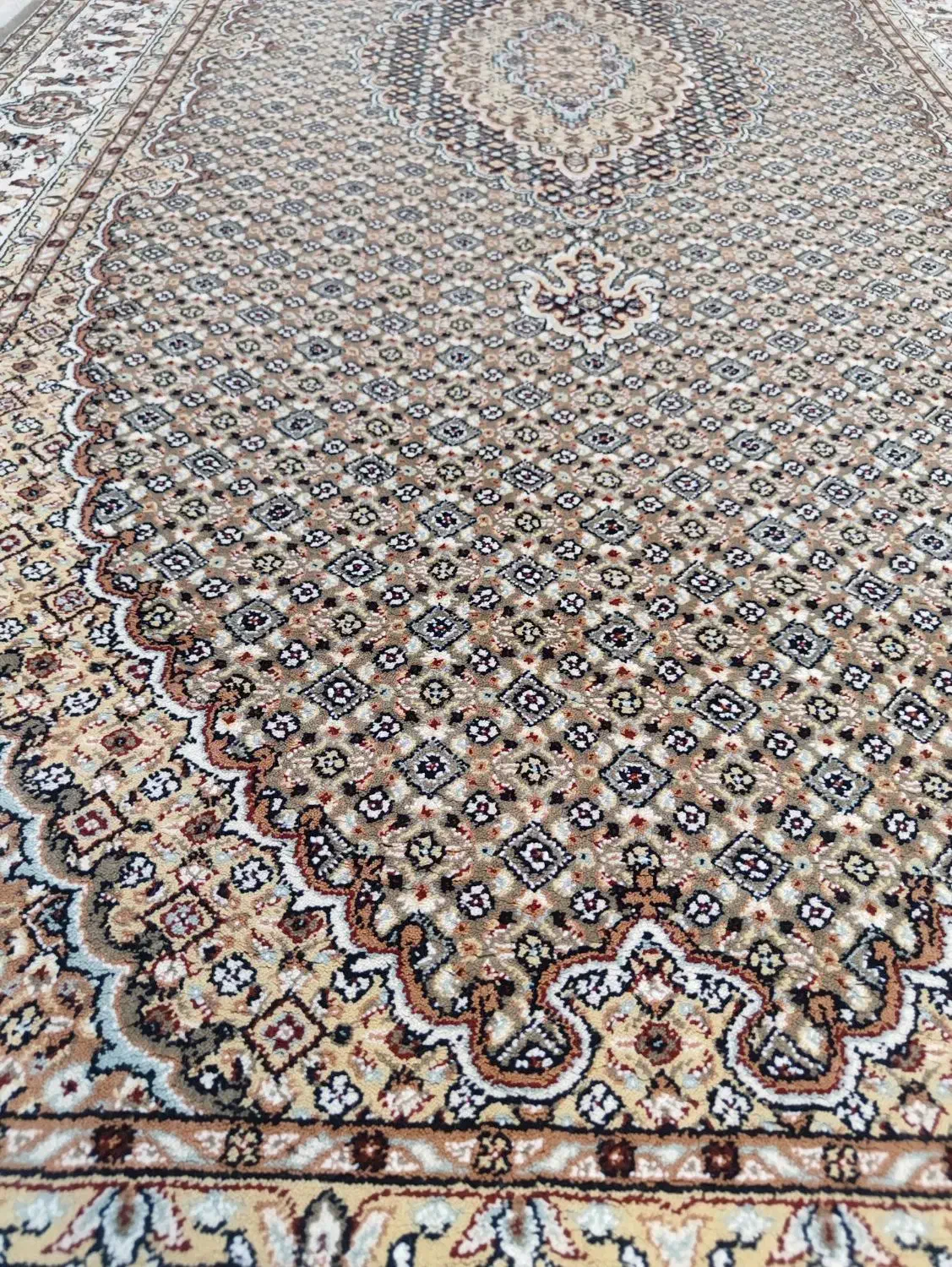 فرش ۷۰۰ شانه کرم|فرش|تهران, شهید اسدی|دیوار