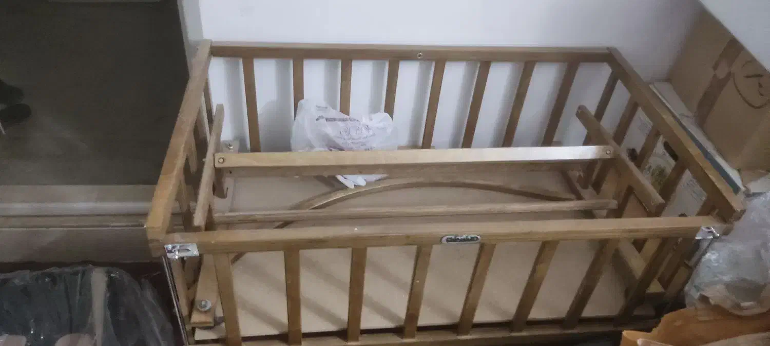 سیسمونی|اسباب و اثاث بچه|اصفهان, کوهانستان|دیوار