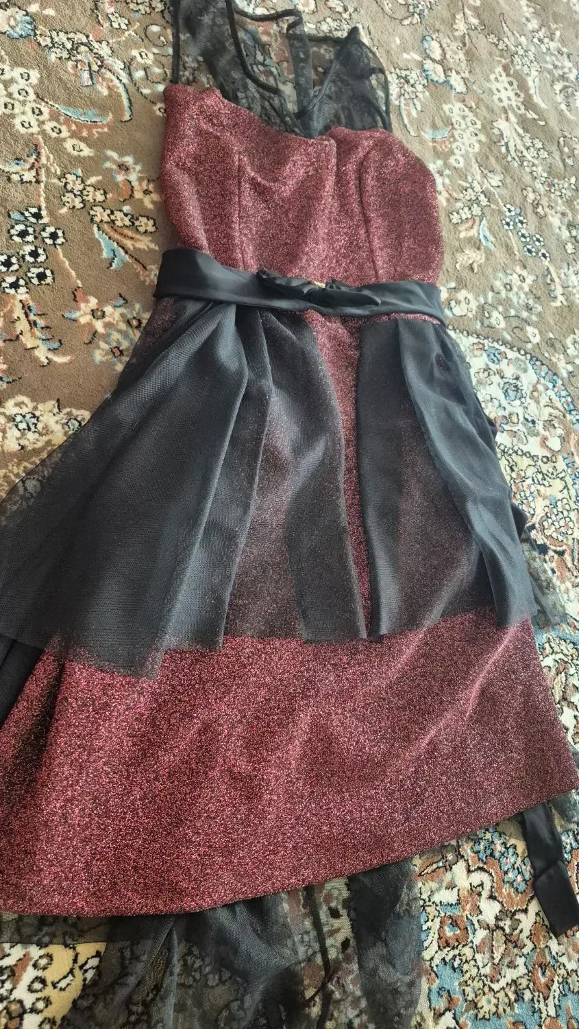 لباس|لباس|اردکان, |دیوار