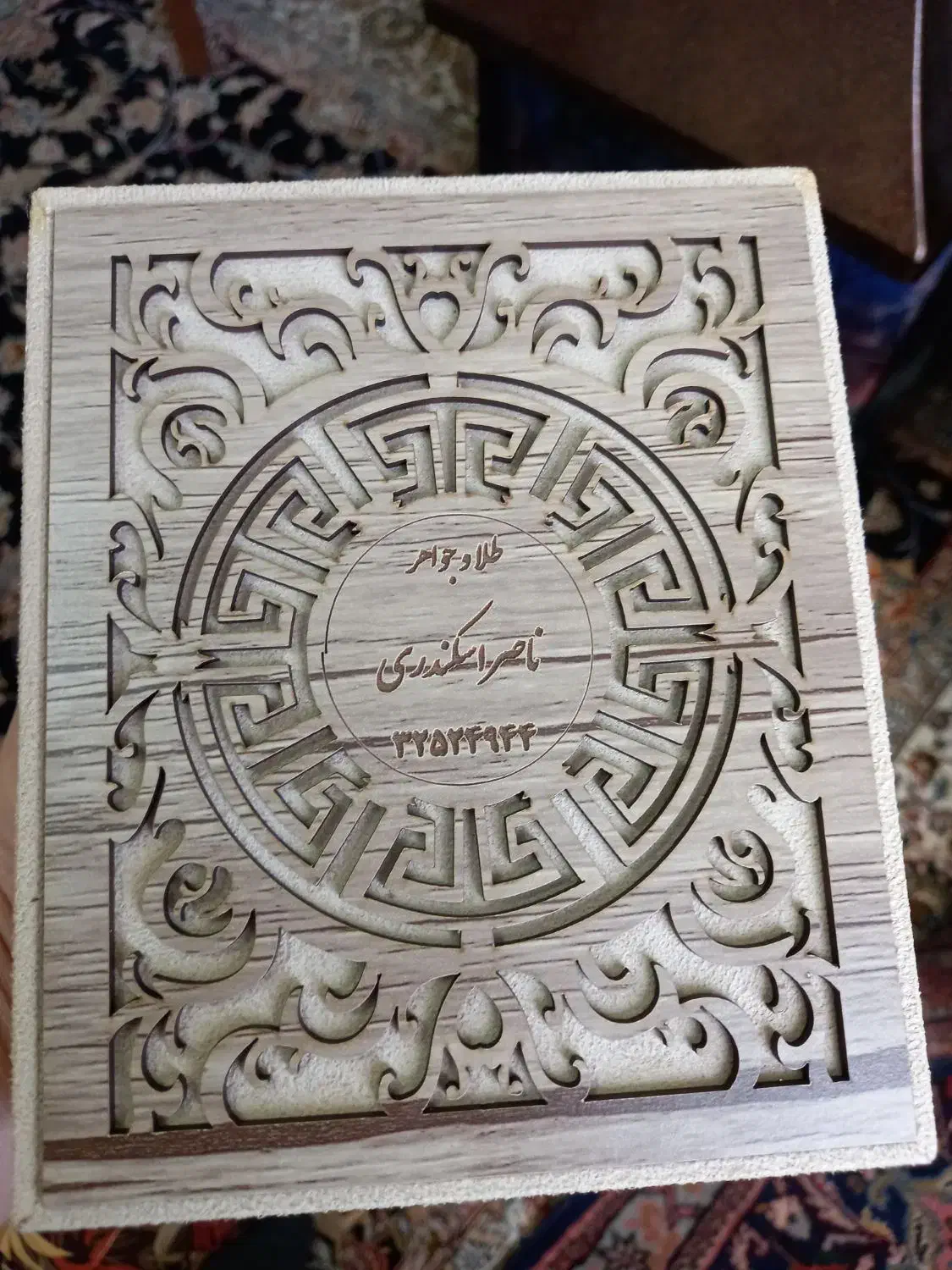سرویس گردنبند و گوشواره زیبا و قشنگ با قاب طلا|بدلیجات|همدان, |دیوار