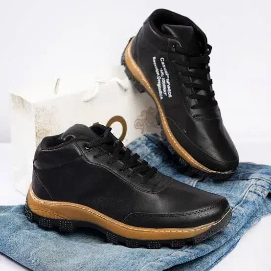 کفش نیم بوت|کیف، کفش، کمربند|یاسوج, |دیوار