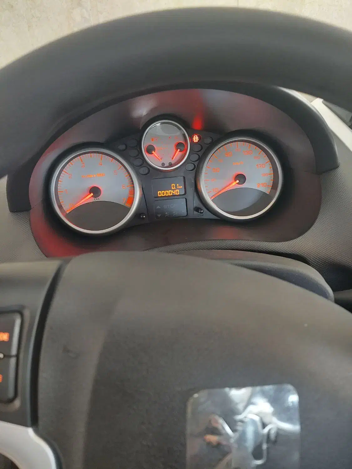 پژو ۲۰۷i ارتقاء یافته|خودرو سواری و وانت|بابل, |دیوار