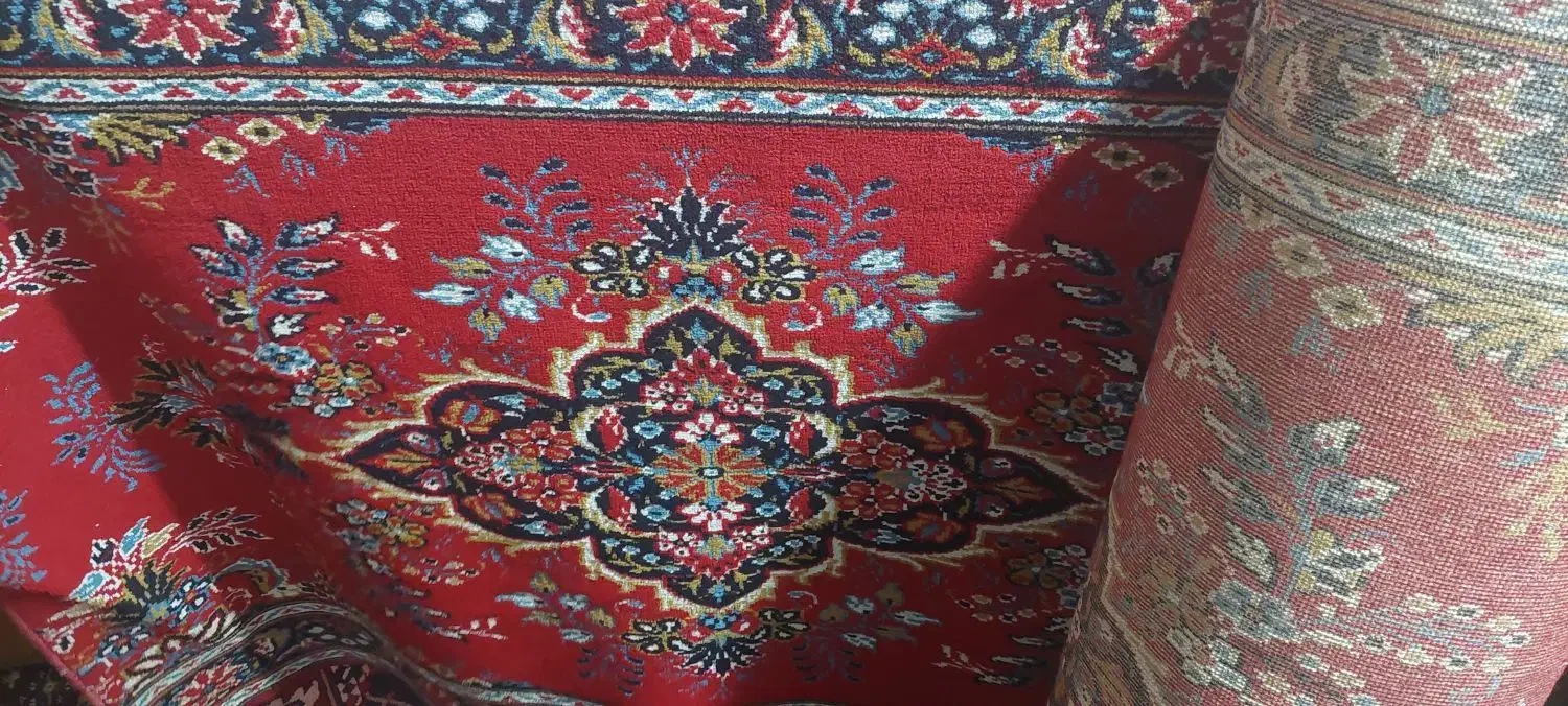 کناره|فرش|اصفهان, گلستان|دیوار