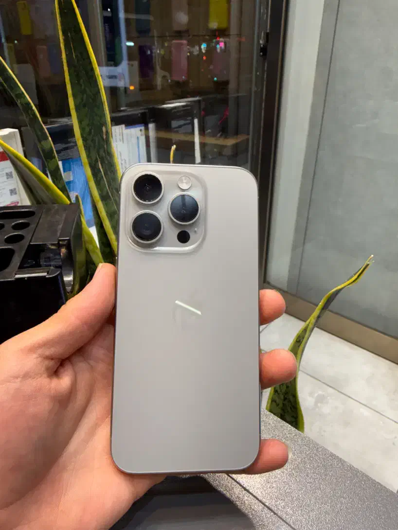 15pro 256g zaaرجستر دار|موبایل|تبریز, |دیوار