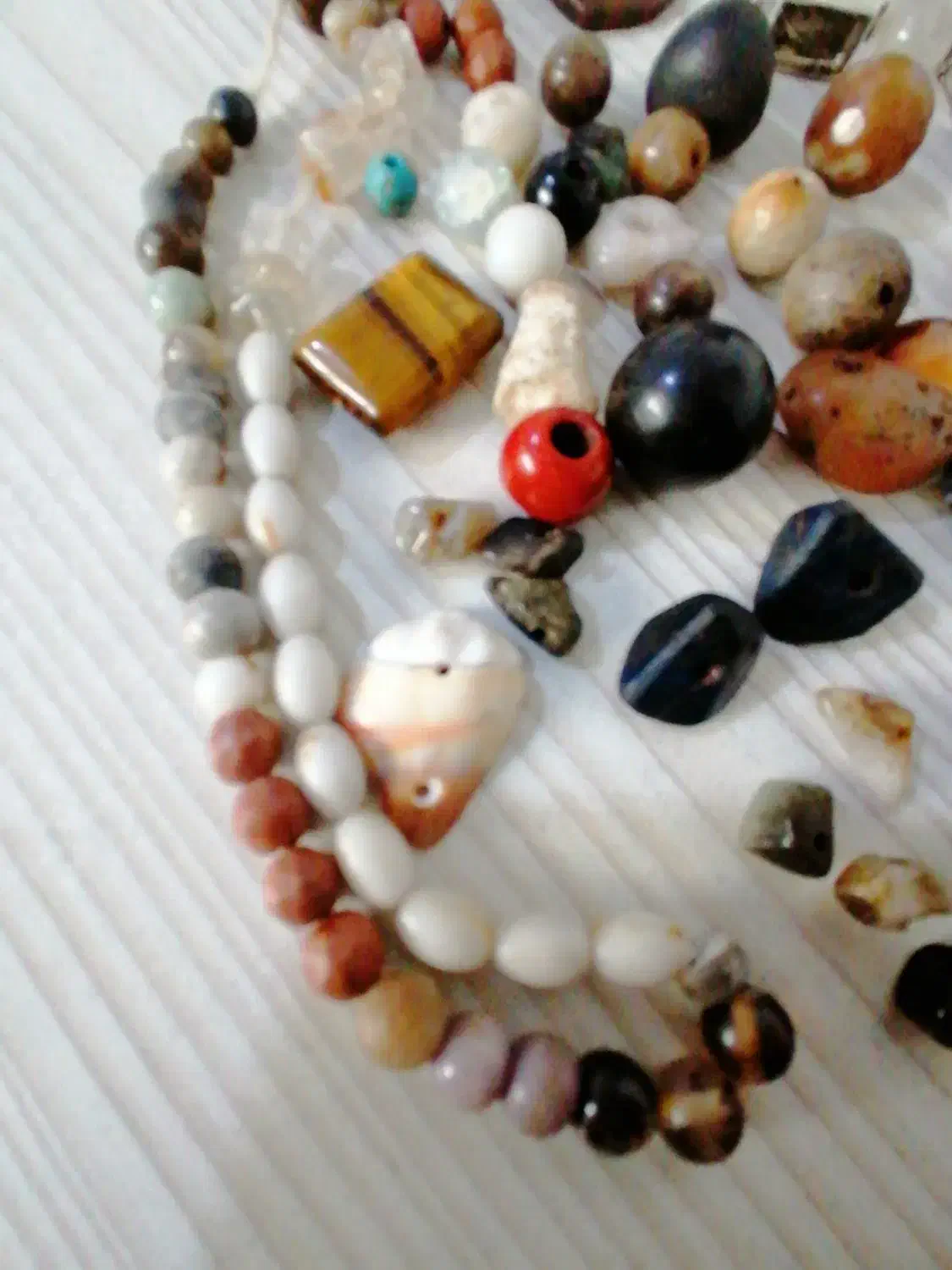 مهره گبری|کلکسیون اشیاء عتیقه|شیراز, کوشک میدان|دیوار