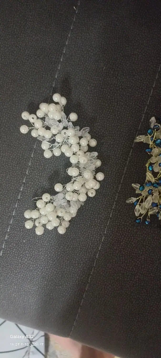 تزئینات موی|جواهرات|فردیس, ثابتی|دیوار