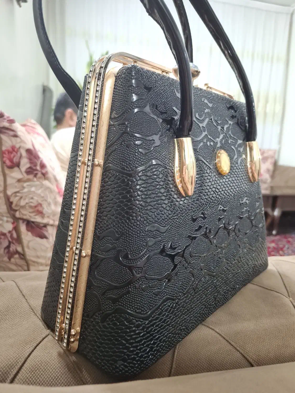 کیف مجلسی|کیف، کفش، کمربند|مشهد, کارمندان دوم|دیوار