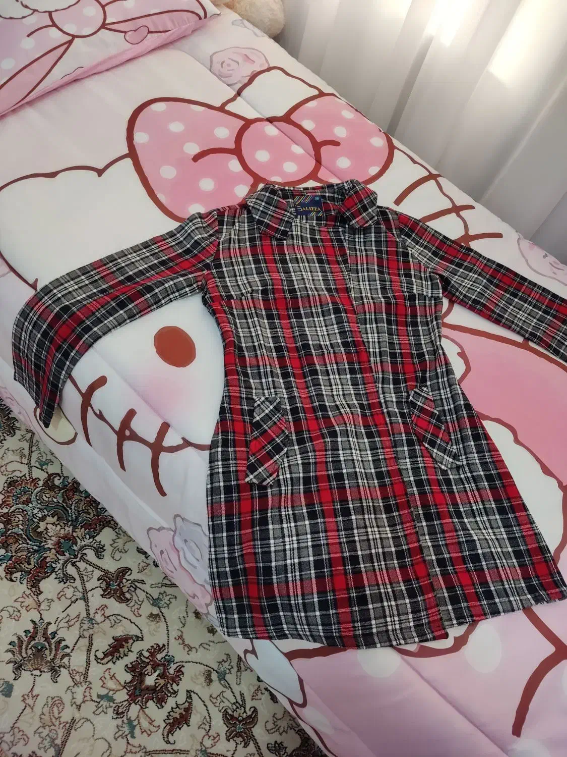 کاپشن|لباس|کرمانشاه, |دیوار