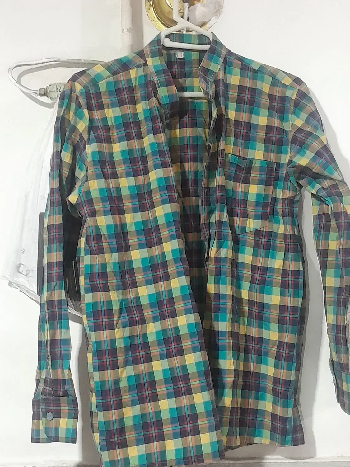 پیراهن مردانه|لباس|قم, دروازه ری|دیوار