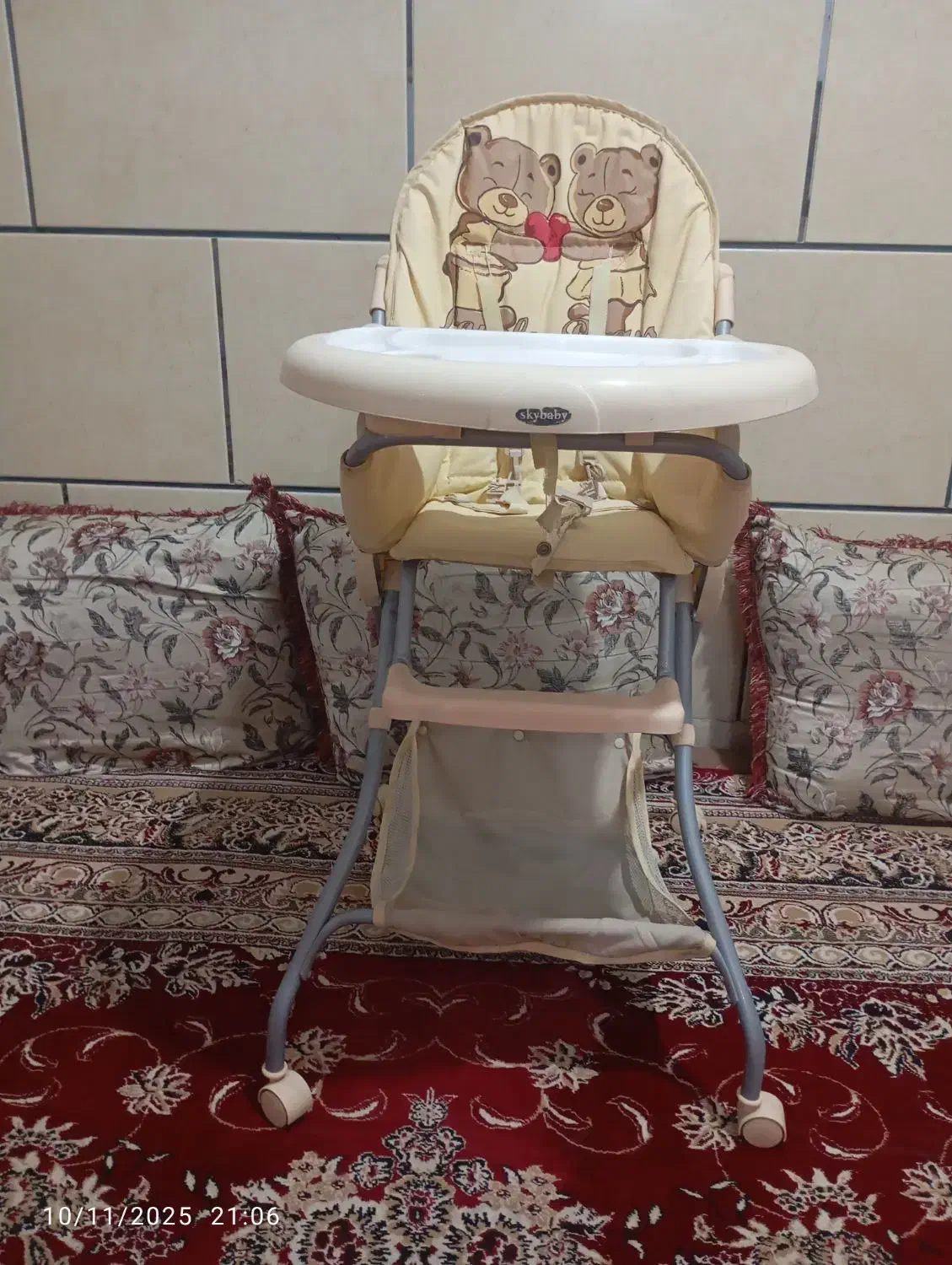 میز غذا خوری کودک|تخت و صندلی بچه|میناب, |دیوار