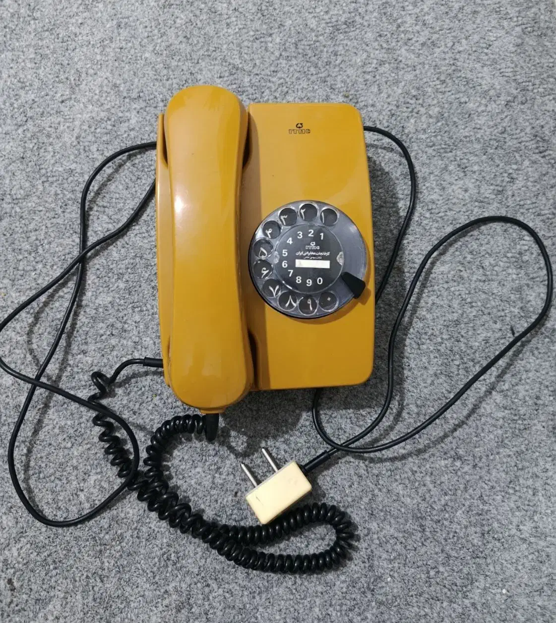گوشی تلفن قدیمی|کلکسیون اشیاء عتیقه|میاندوآب, |دیوار
