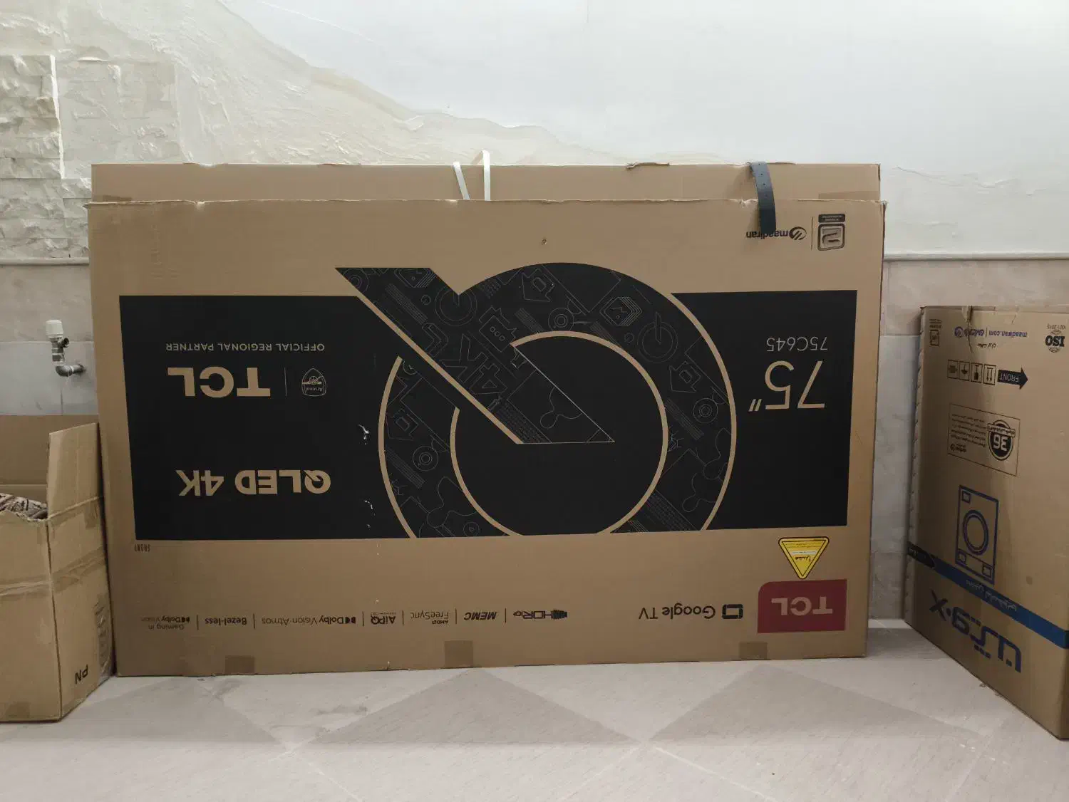 تلویزیون TCL 75 اینج با میز|تلویزیون و پروژکتور|قم, انصار‌الحسین|دیوار