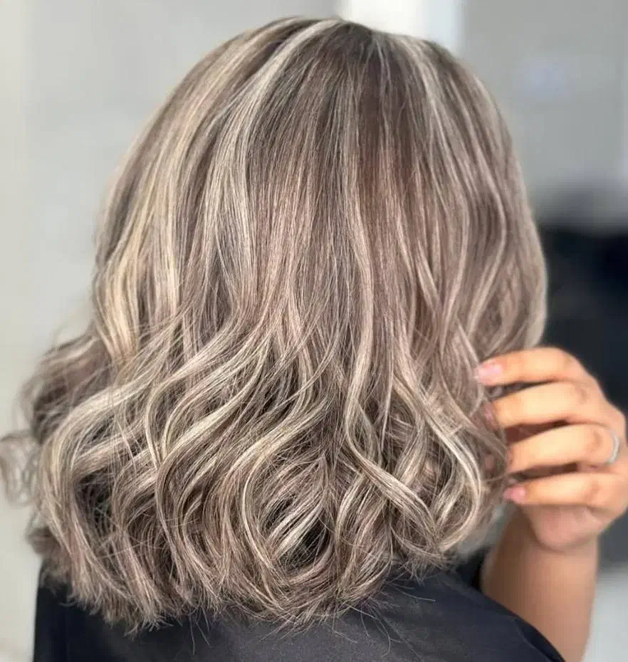 لایت و بالیاژ اقتصادی فقط ۱۵ تا ۲۵ فویل|خدمات آرایشگری و زیبایی|تهران, تهرانپارس غربی|دیوار