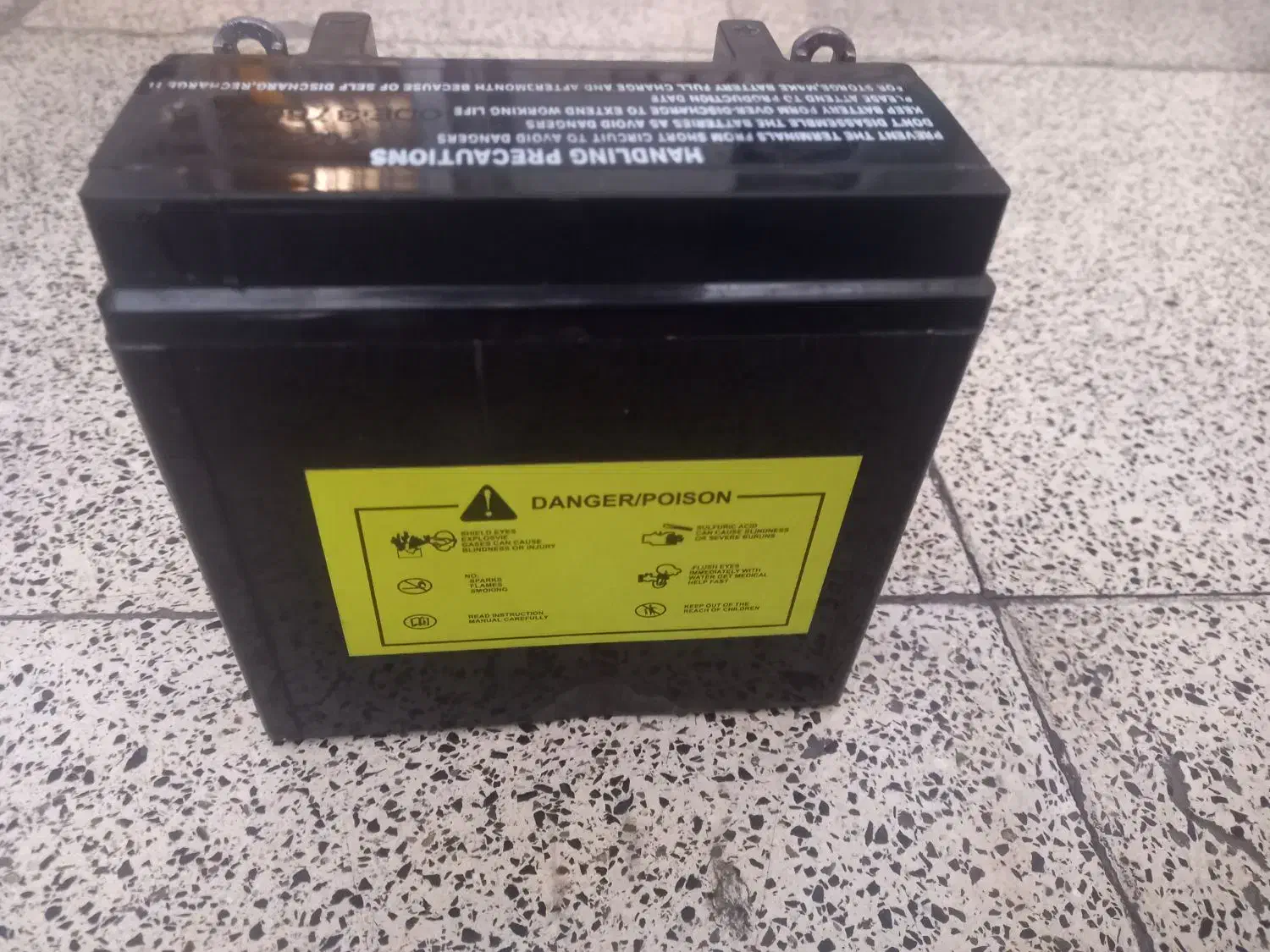 باتری موتور سیکلت ۱۲ ولت ۹ آمپر|قطعات یدکی و لوازم جانبی|تهران, نیلوفر|دیوار