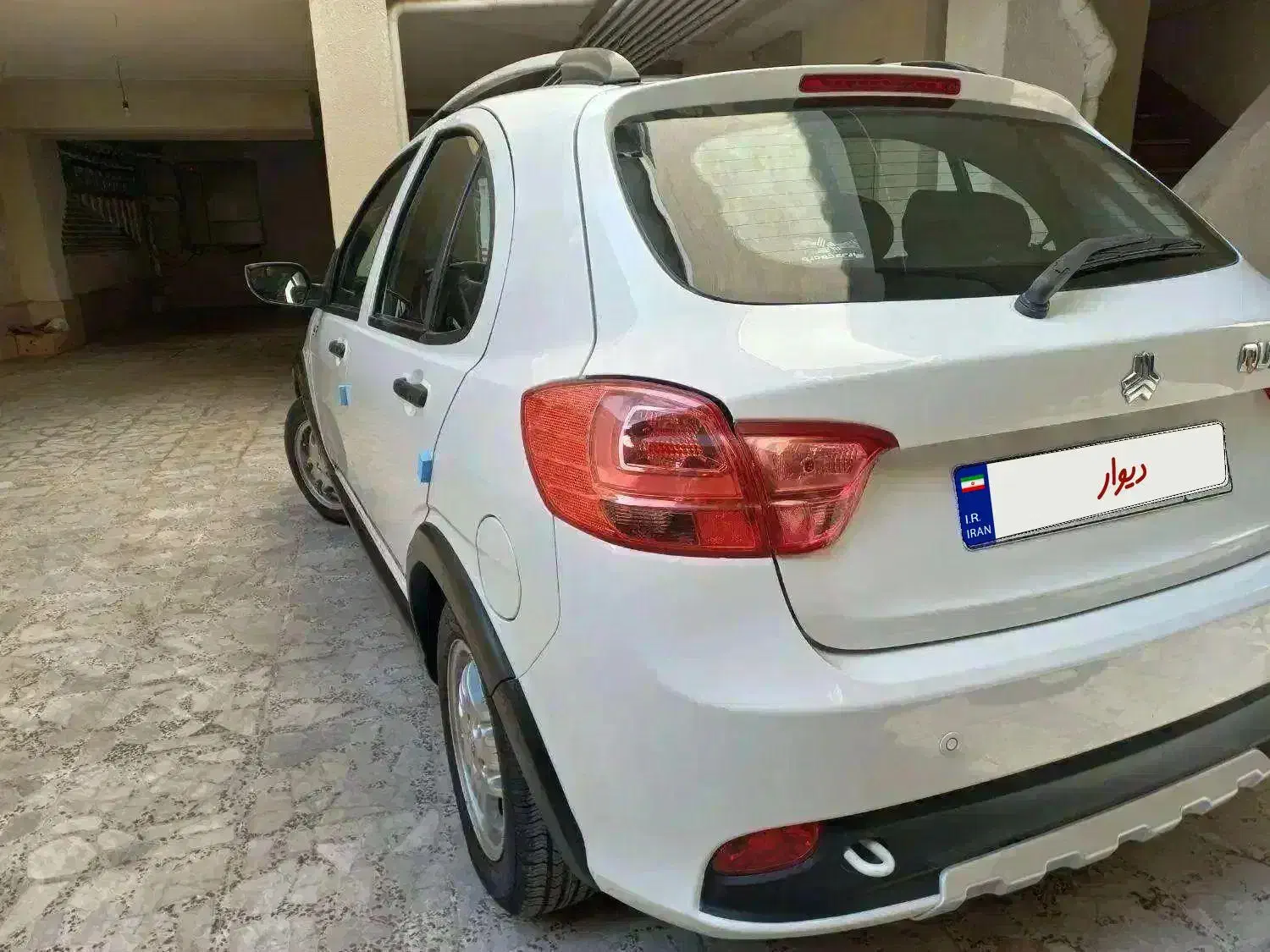 کوییک R ۱۴۰۰ بی رنگ|خودرو سواری و وانت|لاهیجان, شهرک جانبازان|دیوار