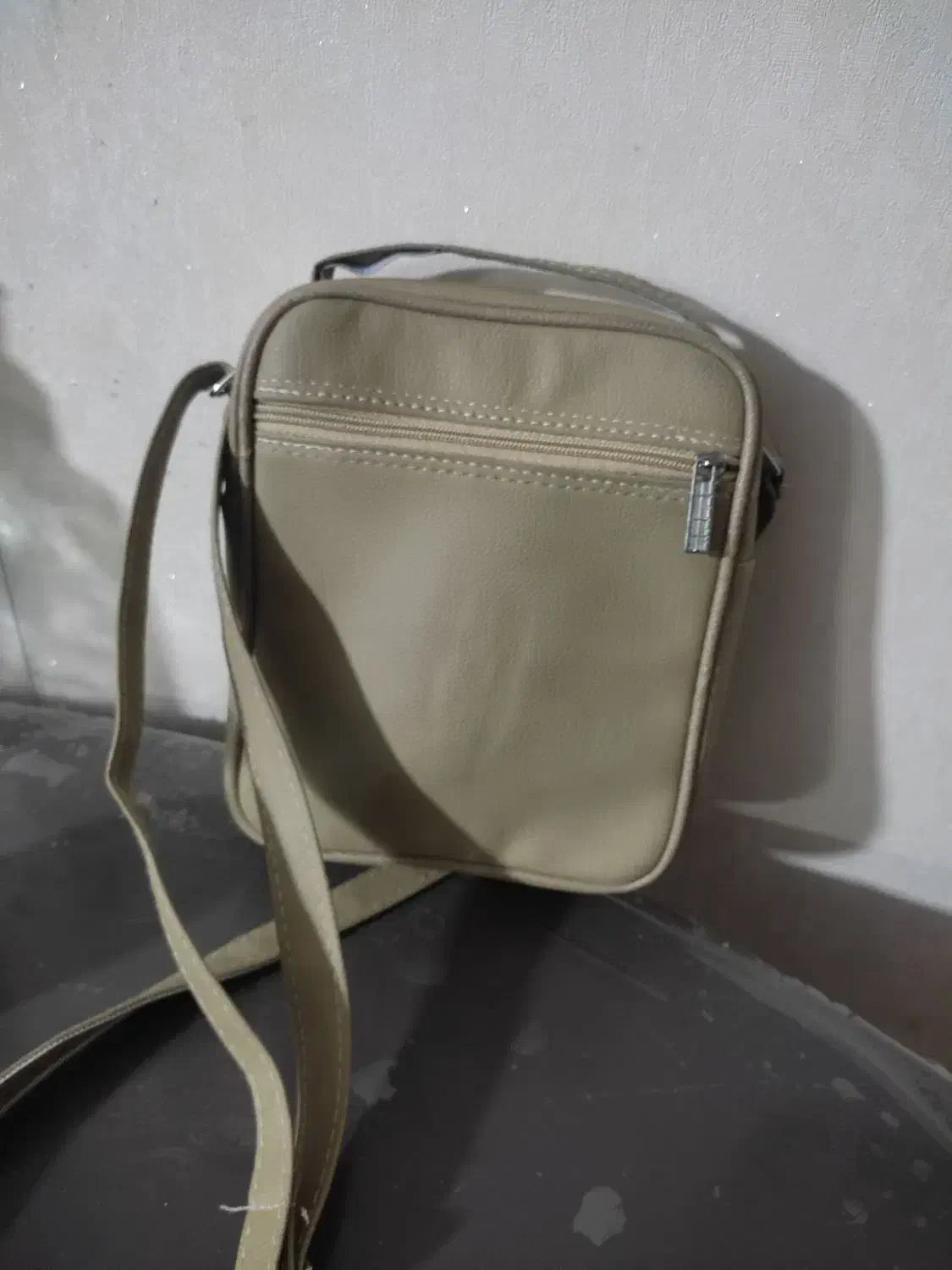 کیف دوشی نو کالج کفش دخترونه پسرونه|کیف، کفش، کمربند|مشهد, مصلی (کارمندان اول)|دیوار