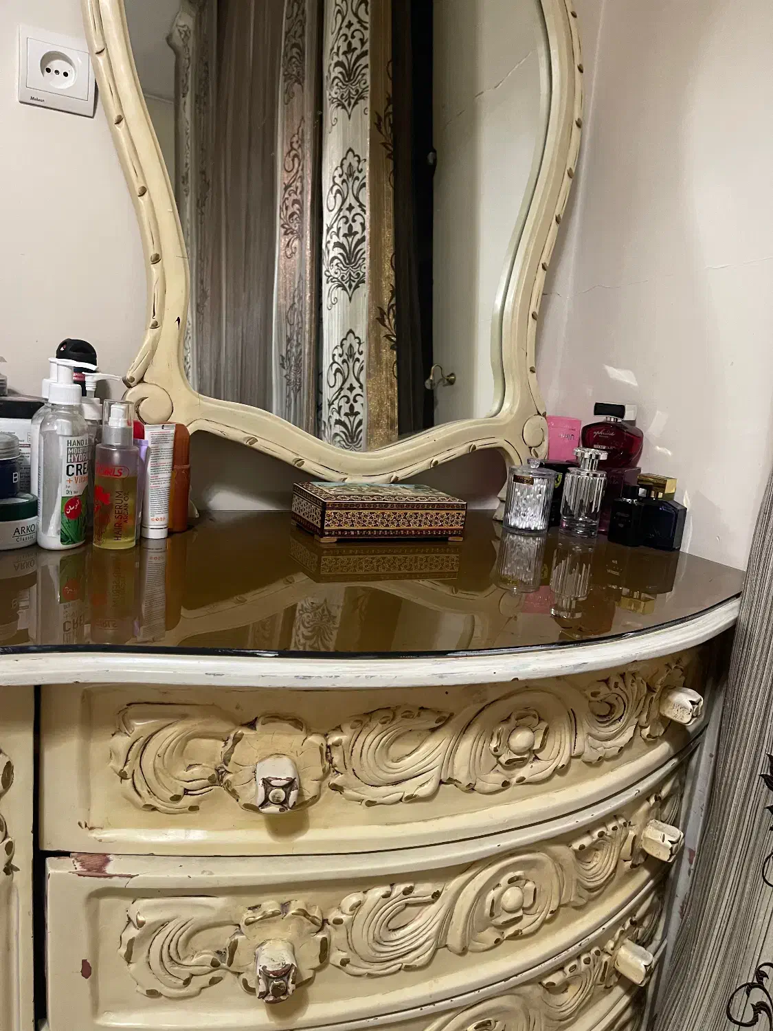 تخت خواب دو نفره با پاتختی|تخت و سرویس خواب|تهران, آشتیانی|دیوار