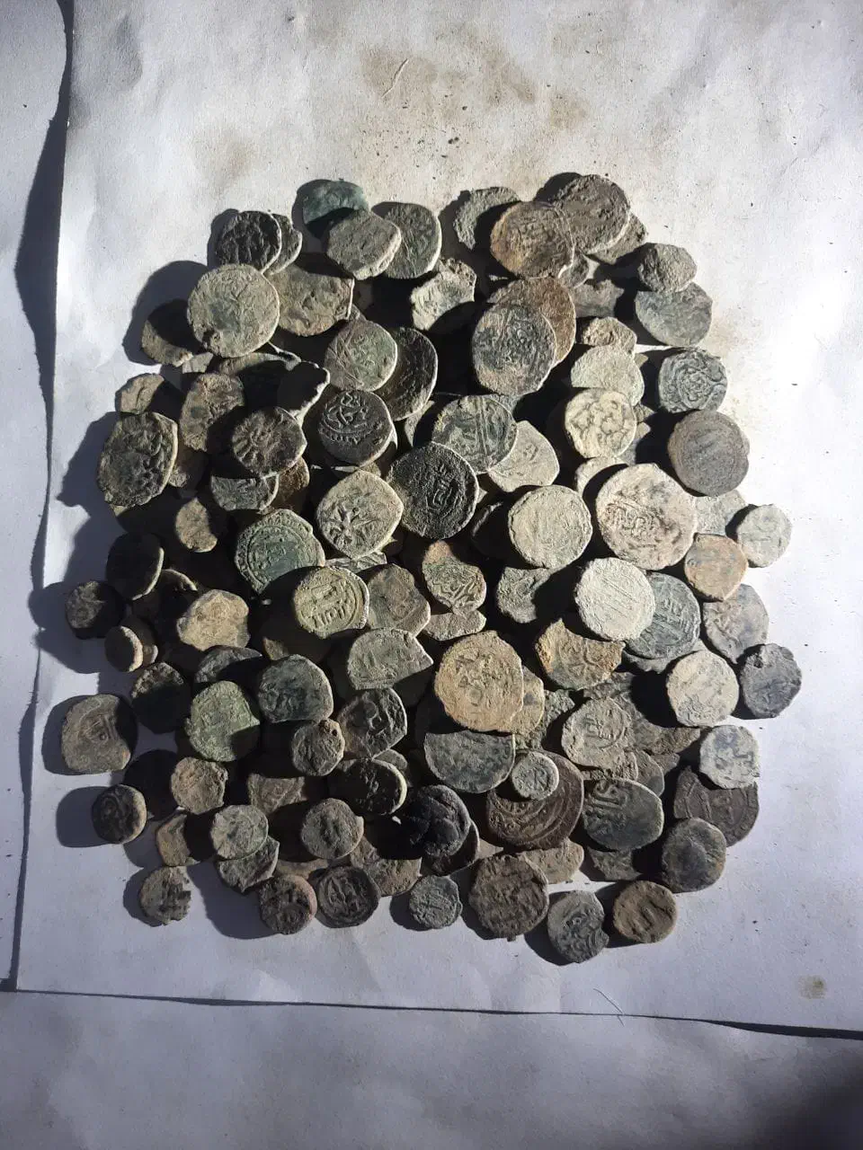 ۱۰۰عدد سکه قدیمی|کلکسیون سکه، تمبر، اسکناس|اصفهان, جاوان|دیوار