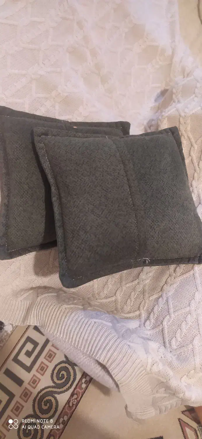 کوسن مبل|مبلمان خانگی و میز عسلی|اصفهان, عطار نیشابوری|دیوار