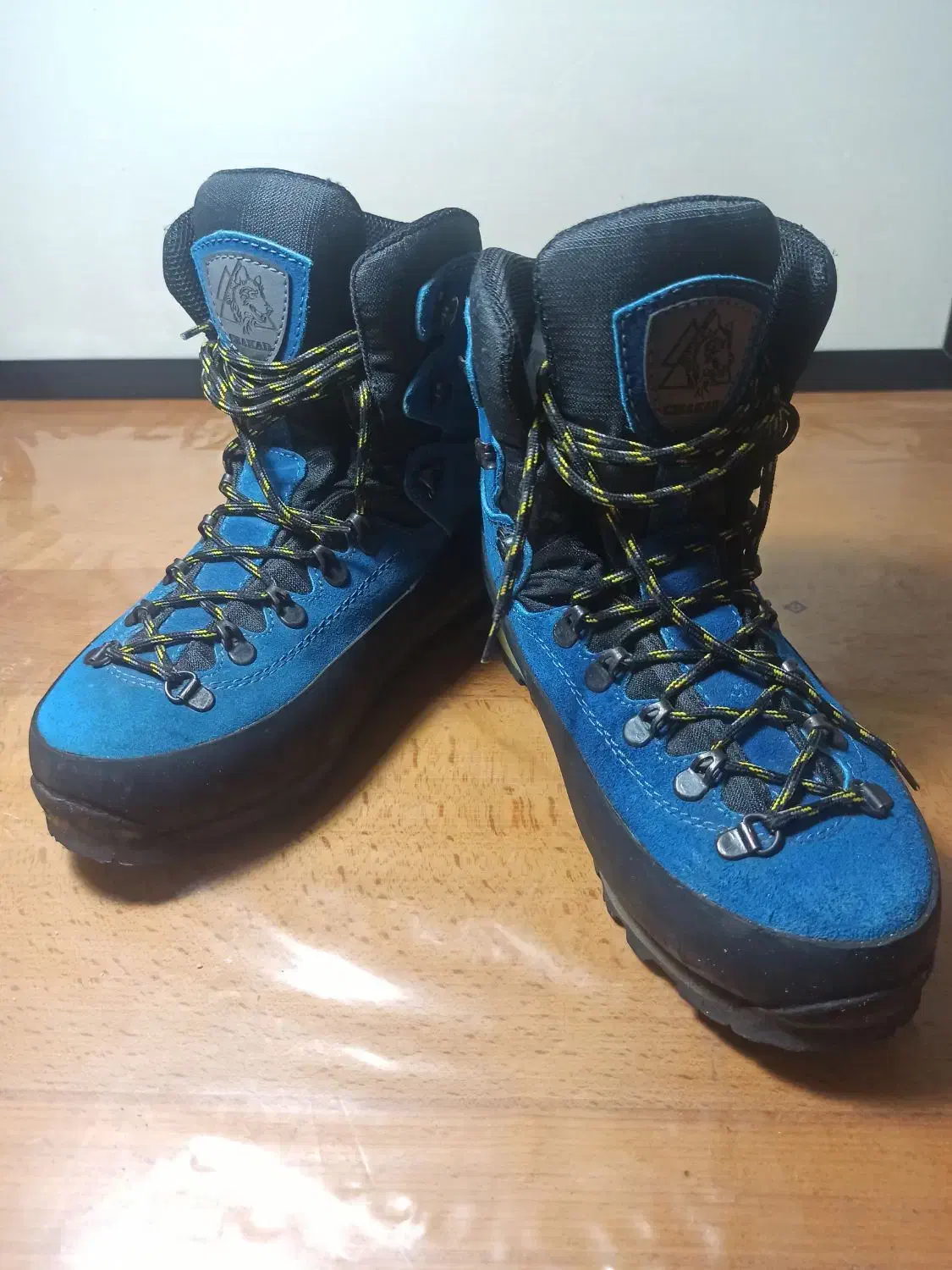 کفش کوهنوردی سایز ۴۰|کوهنوردی و کمپینگ|کاشان, پامنار|دیوار