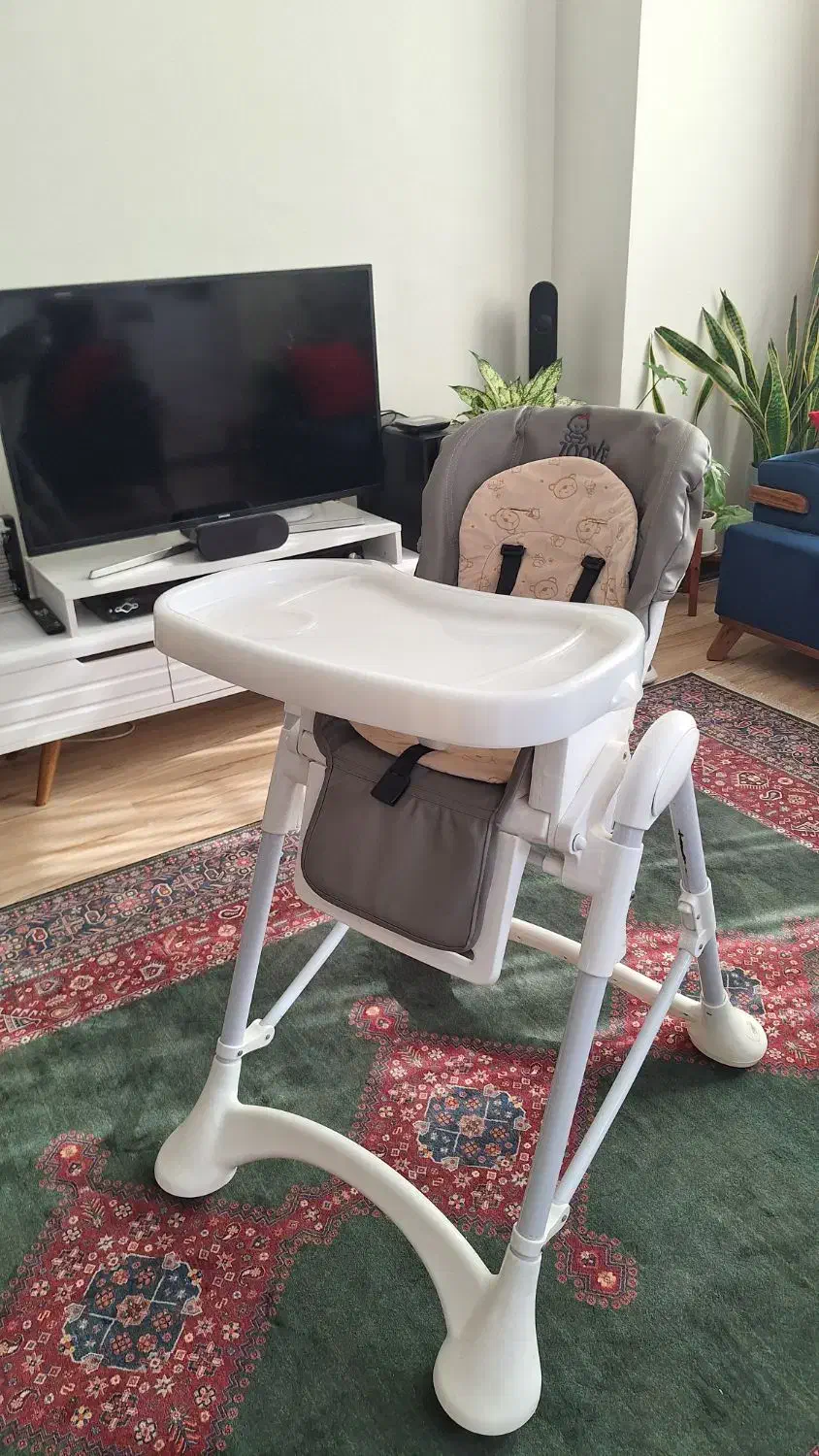 صندلی غذای کودک زویه|تخت و صندلی بچه|ساری, |دیوار