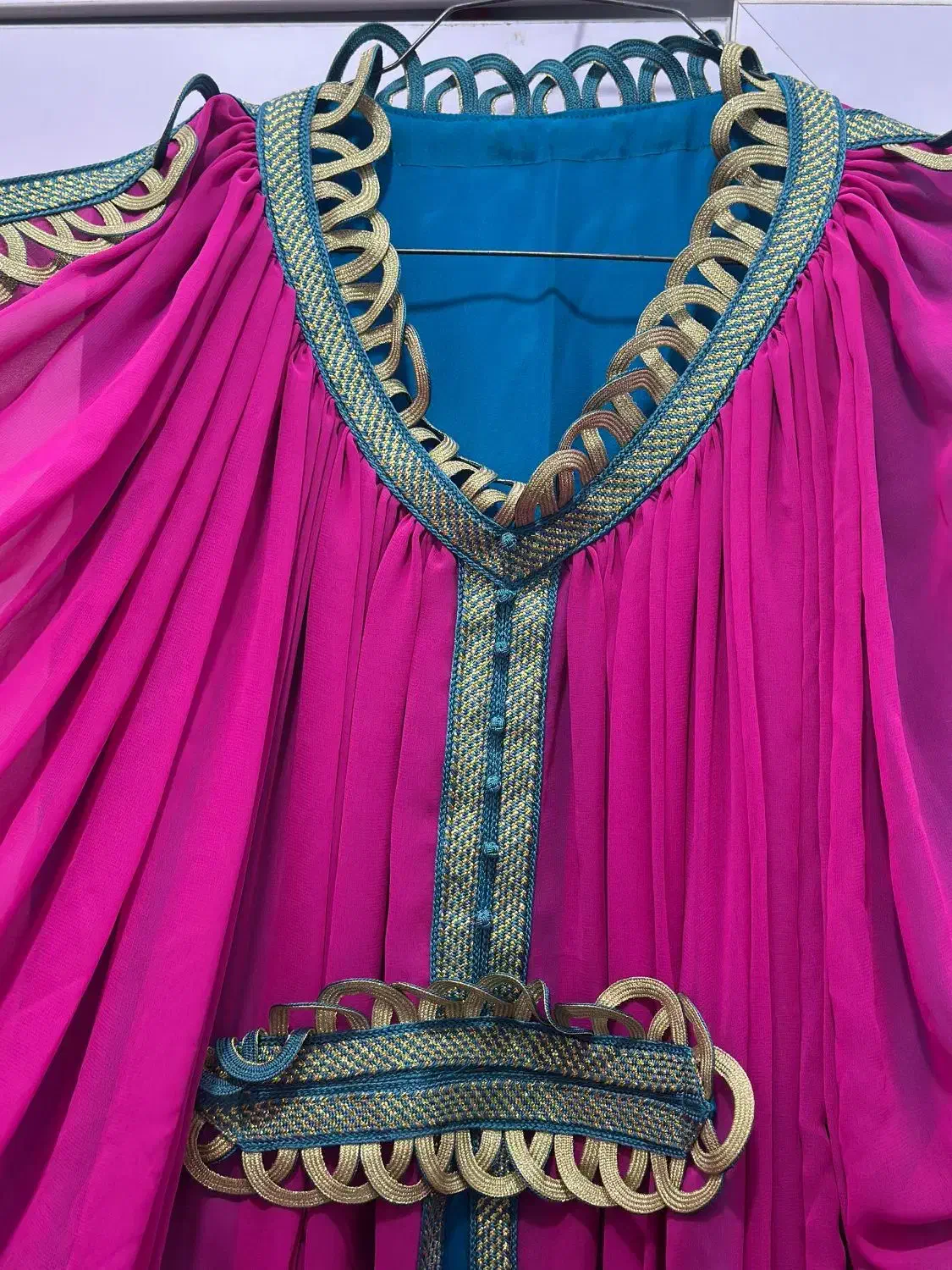 لباس مغربی|لباس|بندر کنگان, |دیوار