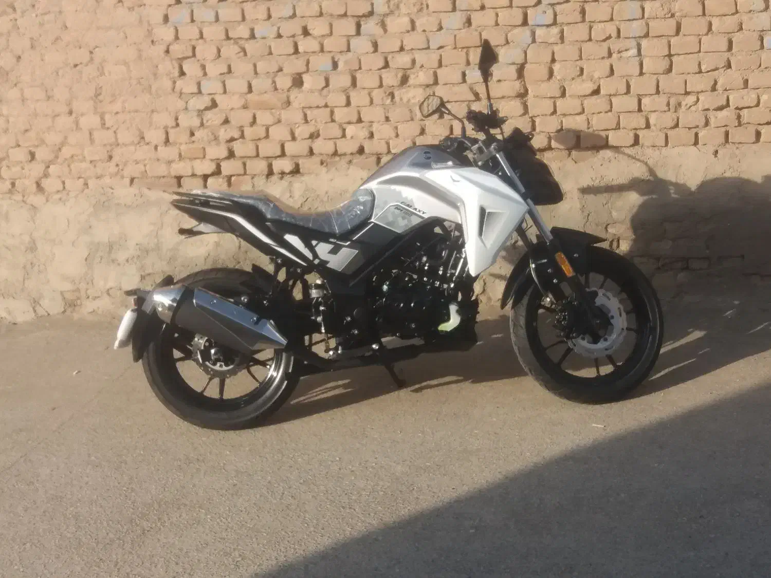 گلگسی na عرسک خونگی|موتورسیکلت|سبزوار, هویزه|دیوار